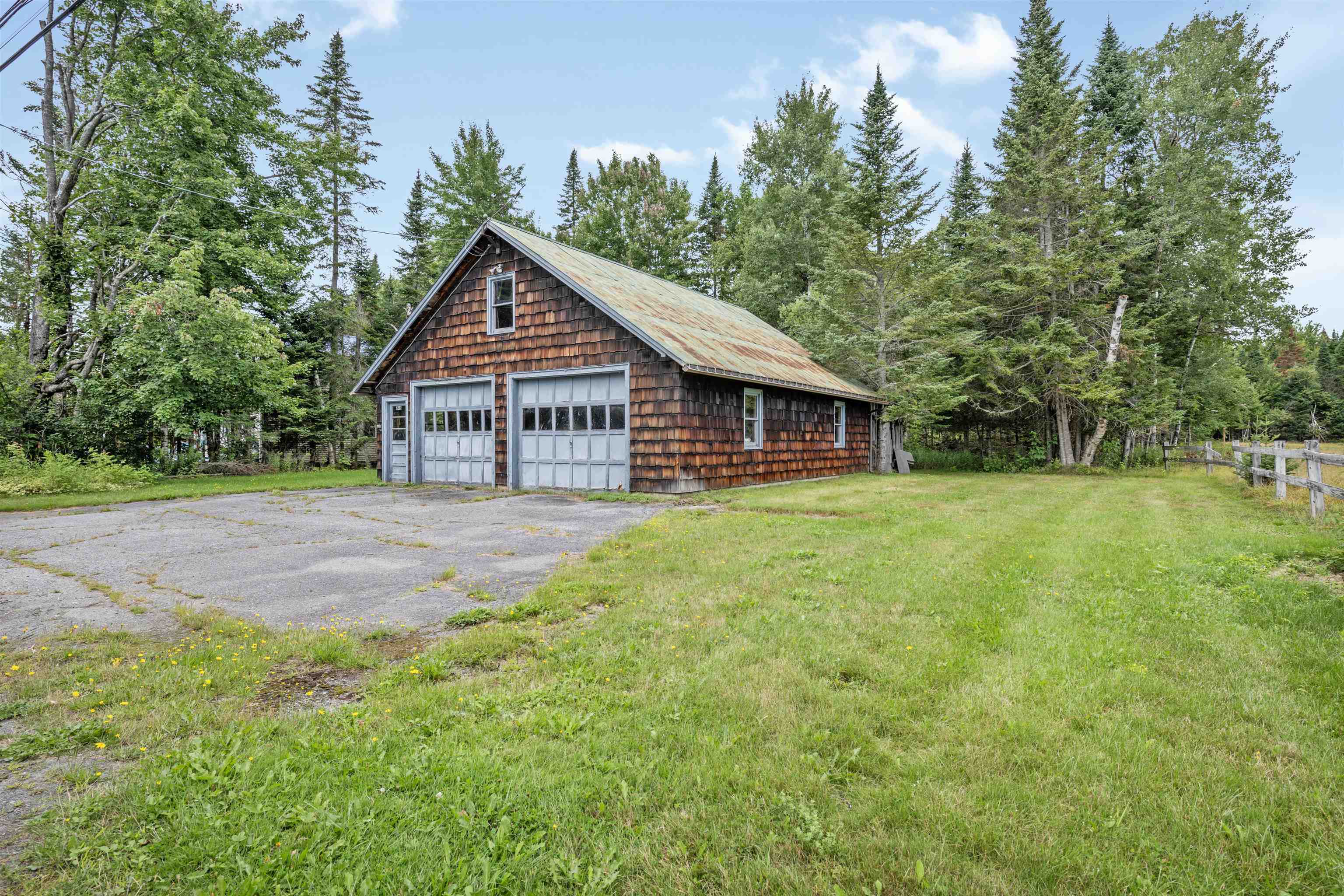 main property photo 44