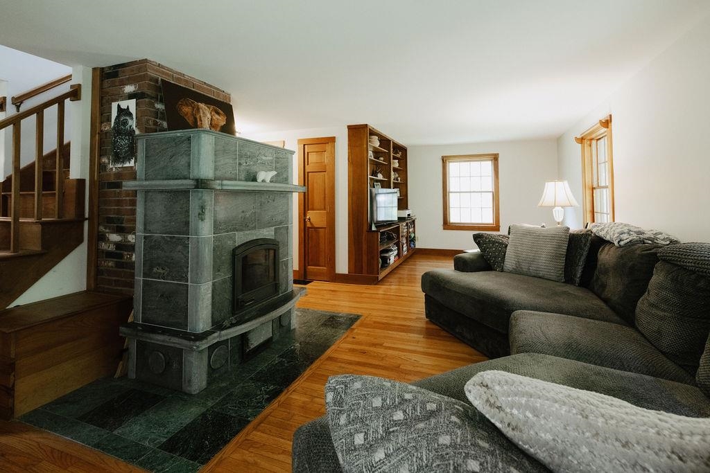 main property photo 33