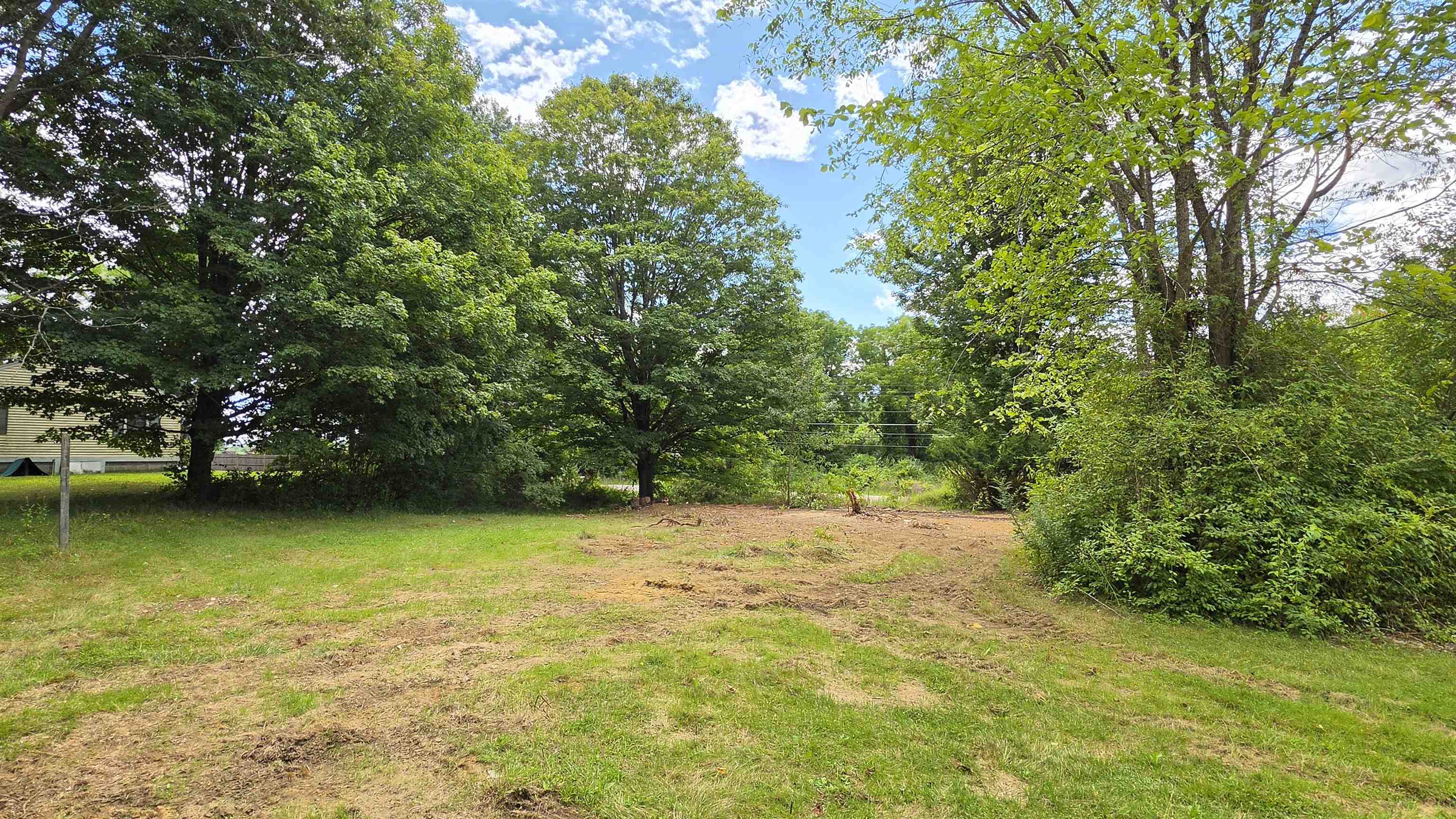 main property photo 18