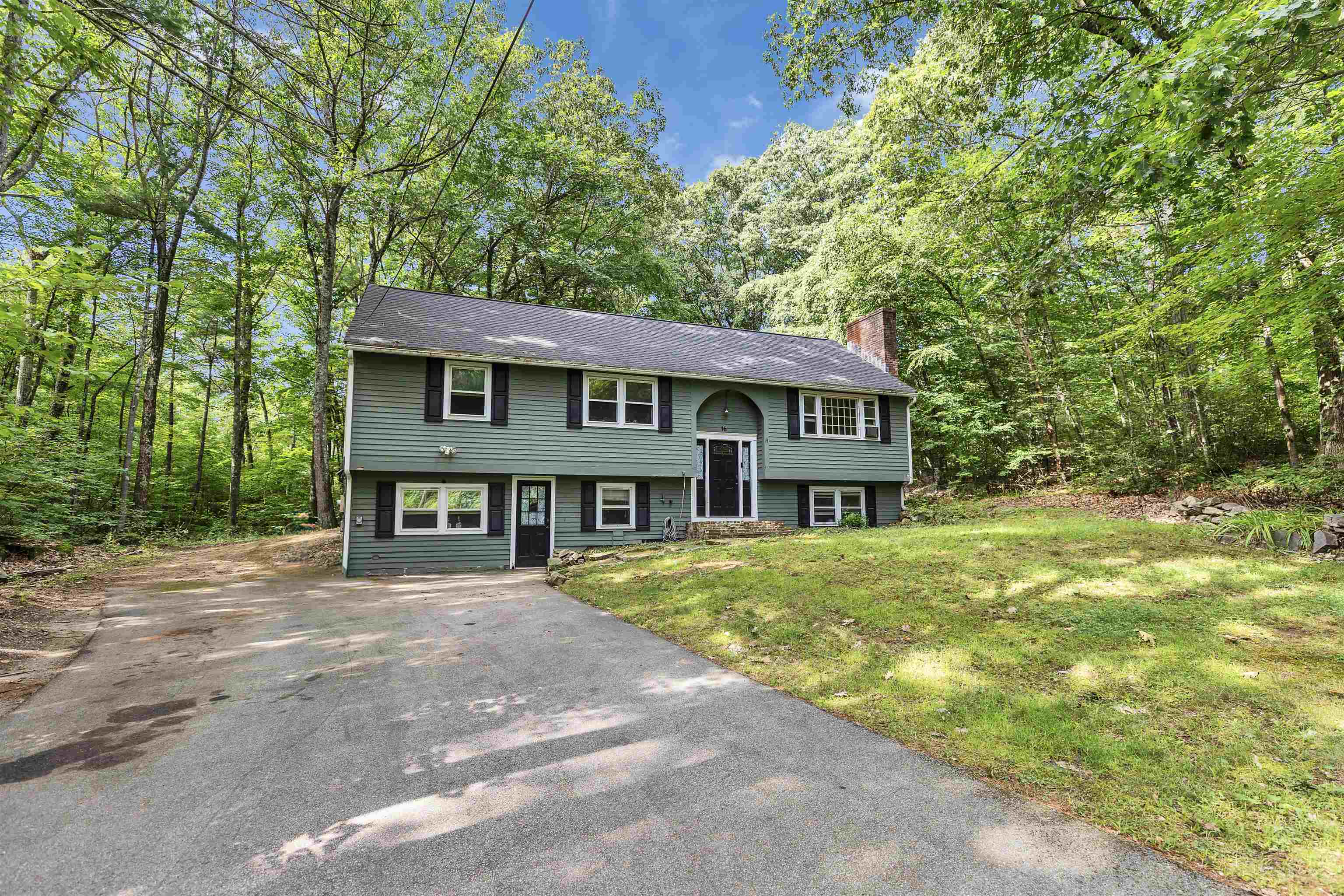 main property photo 3