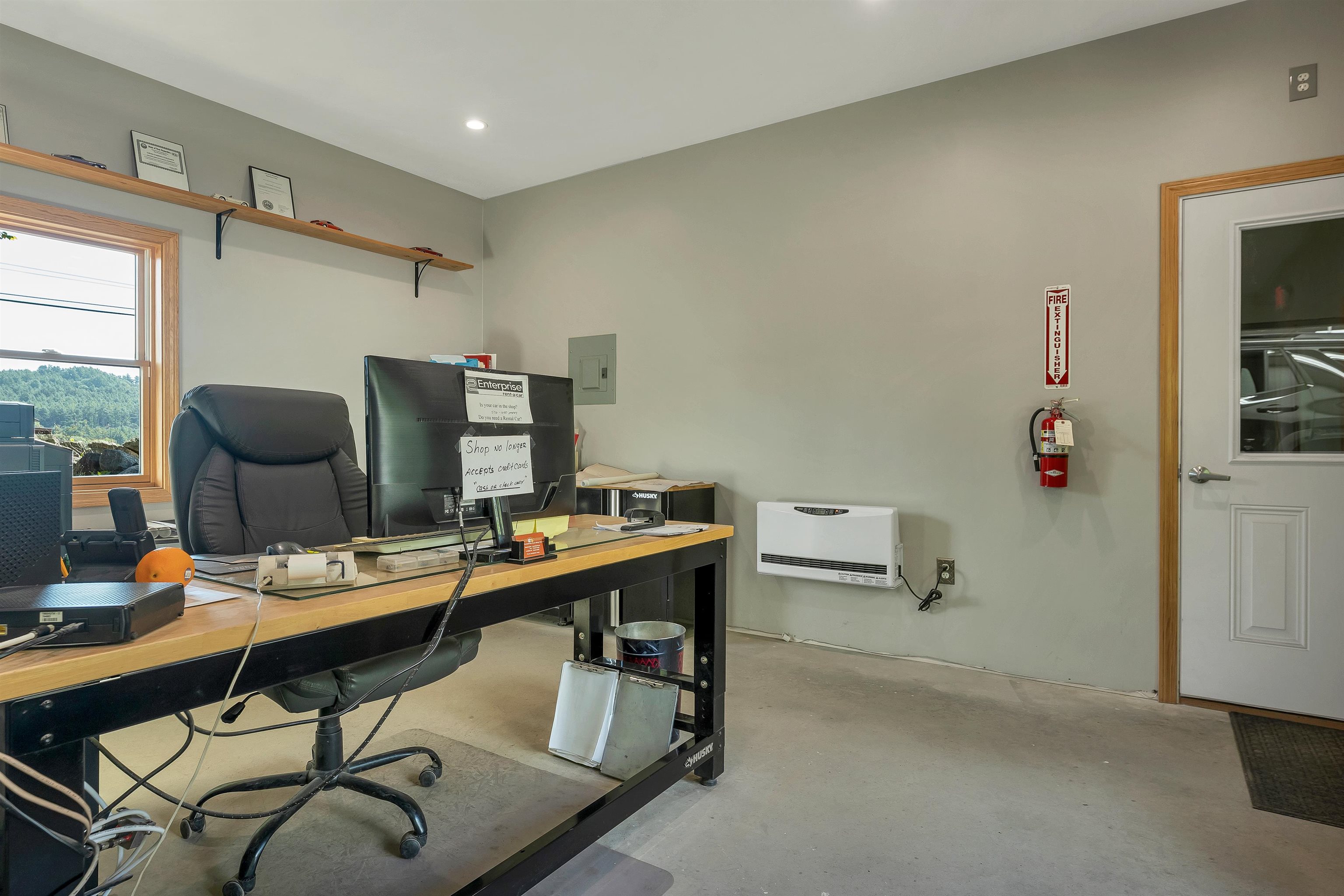 main property photo 16
