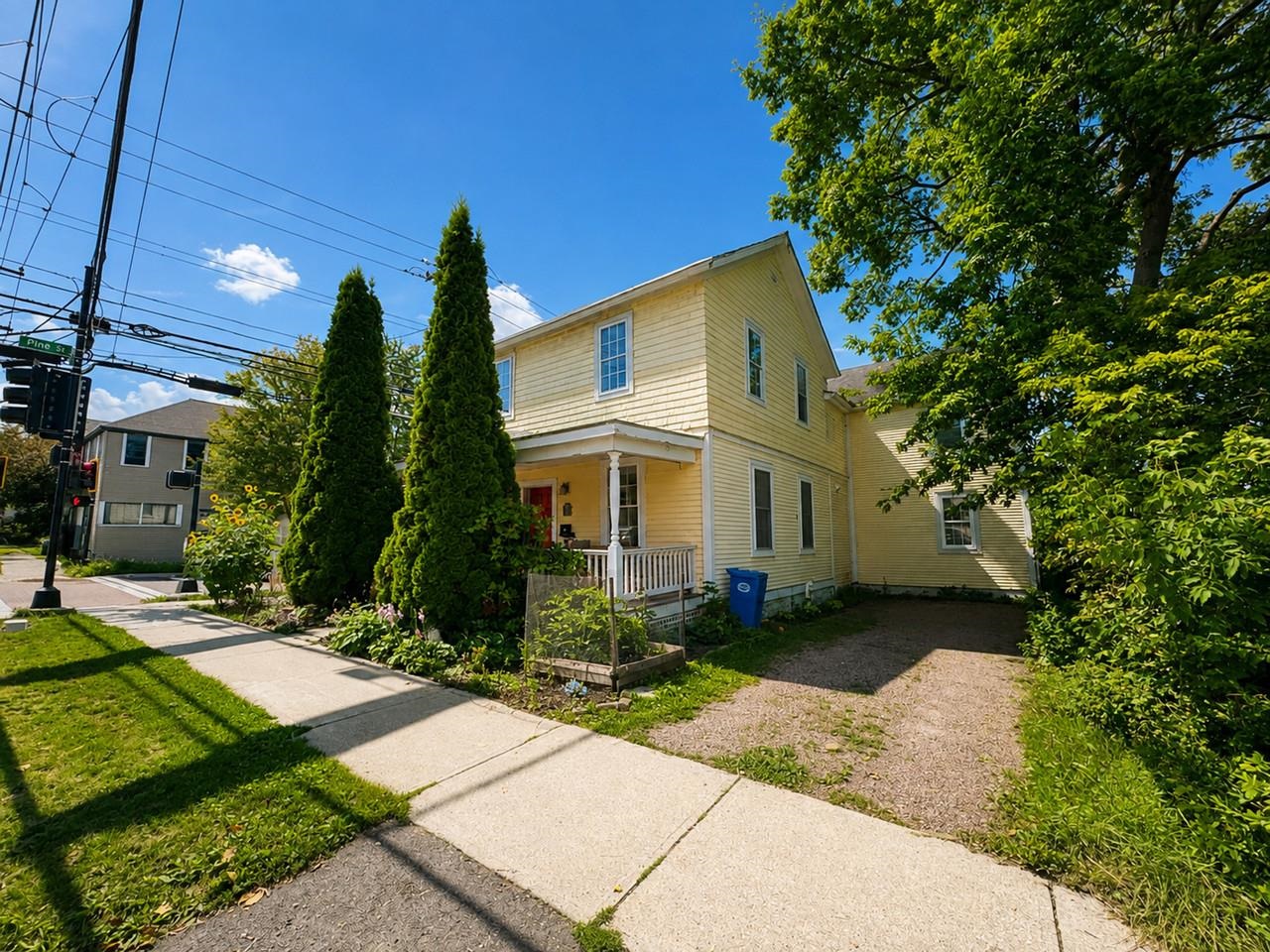 main property photo 20