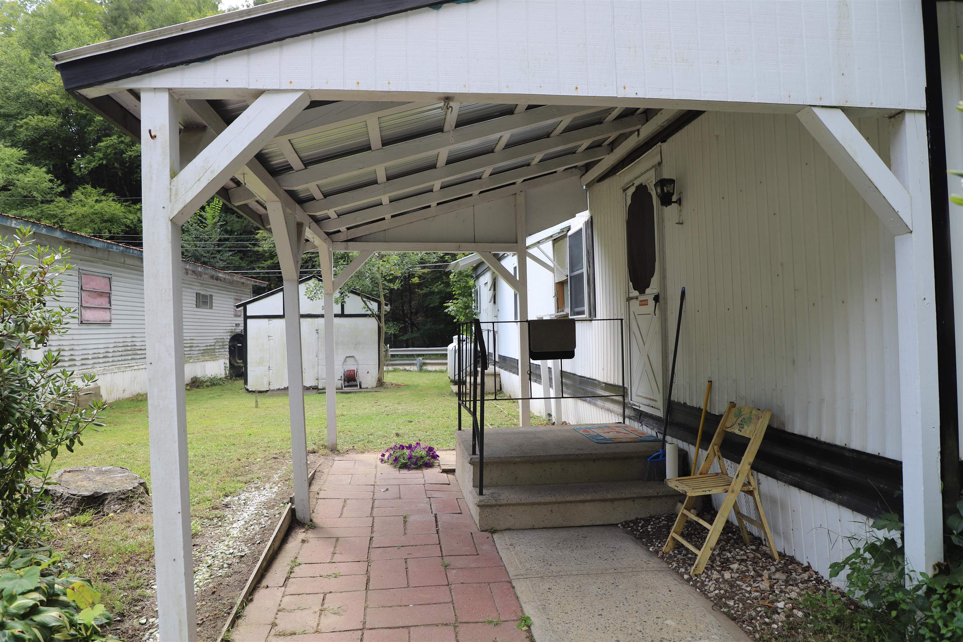 main property photo 26