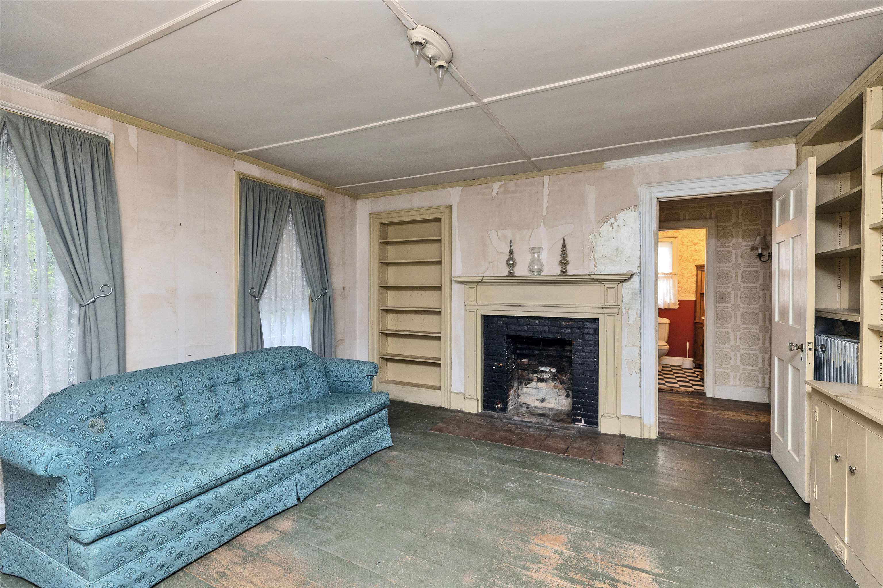 main property photo 25