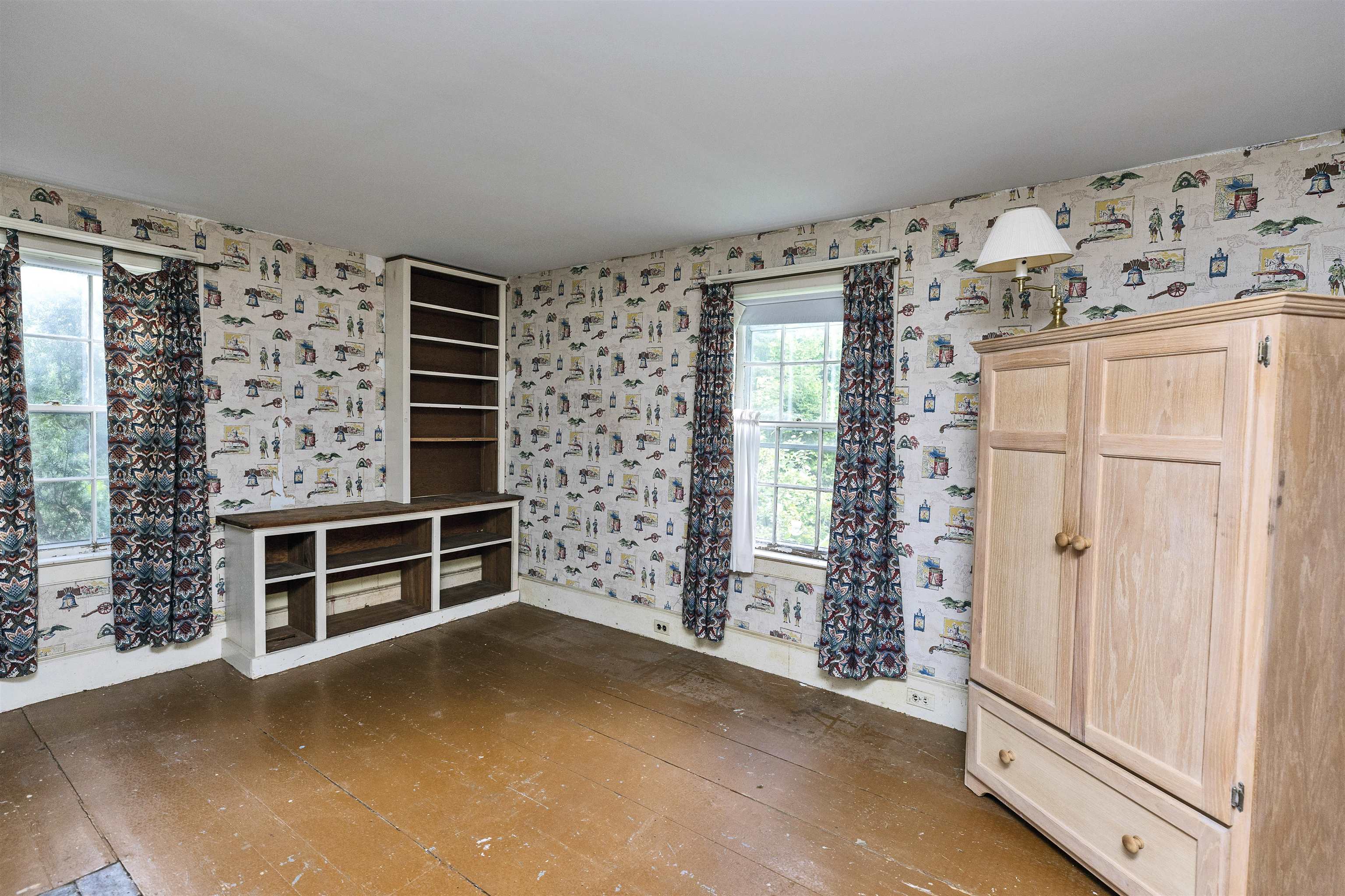 main property photo 34