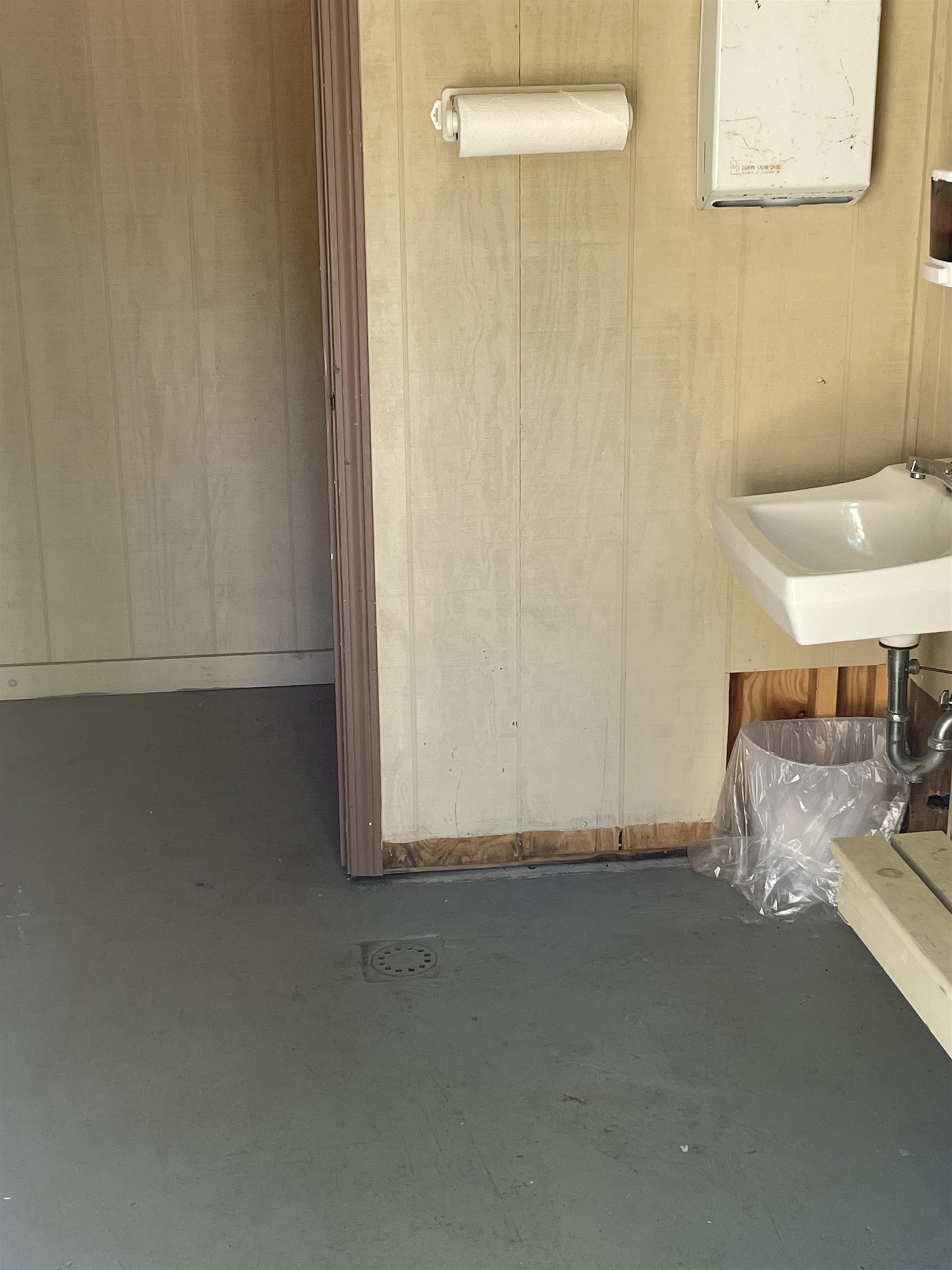main property photo 29