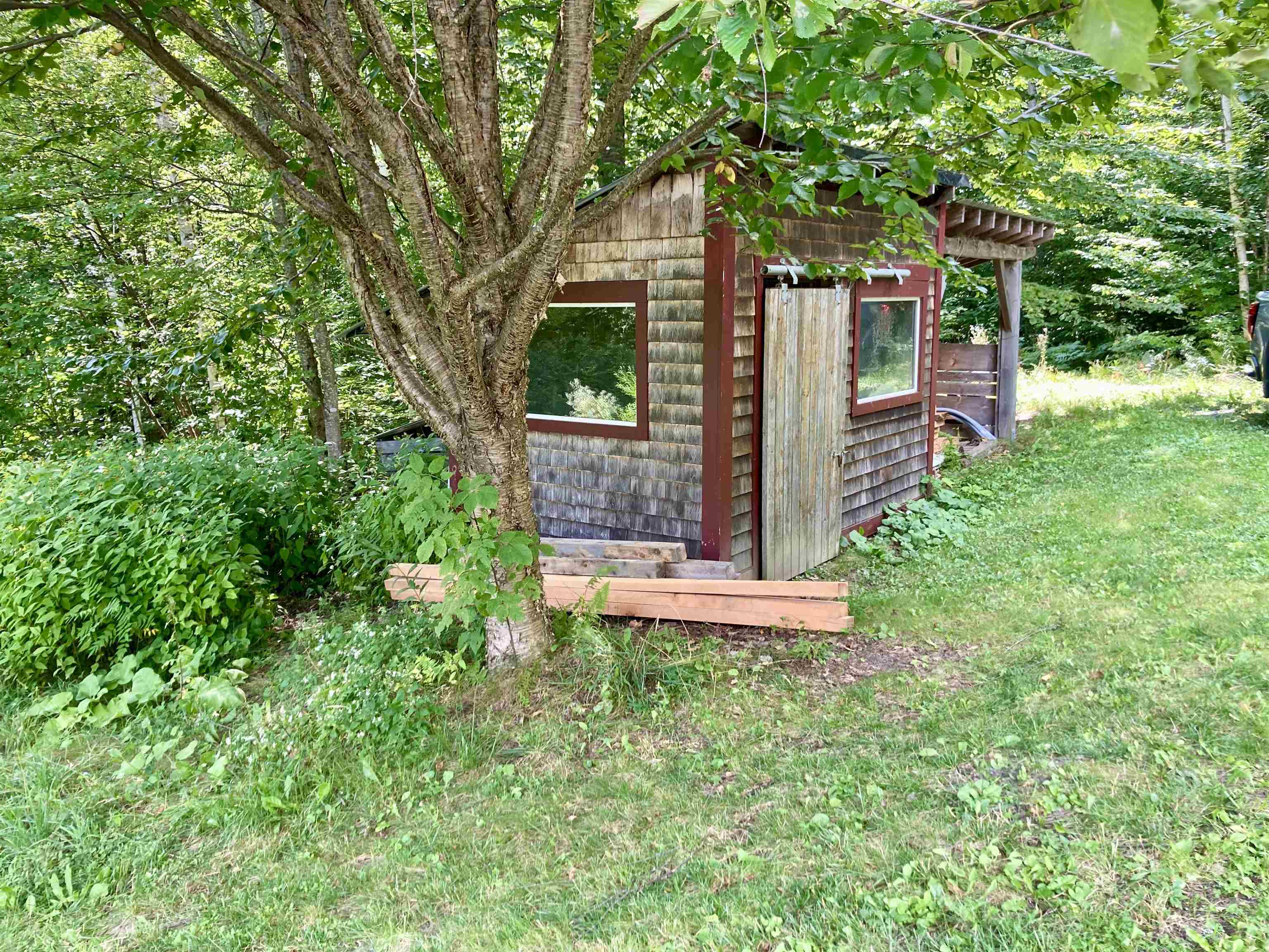 main property photo 51