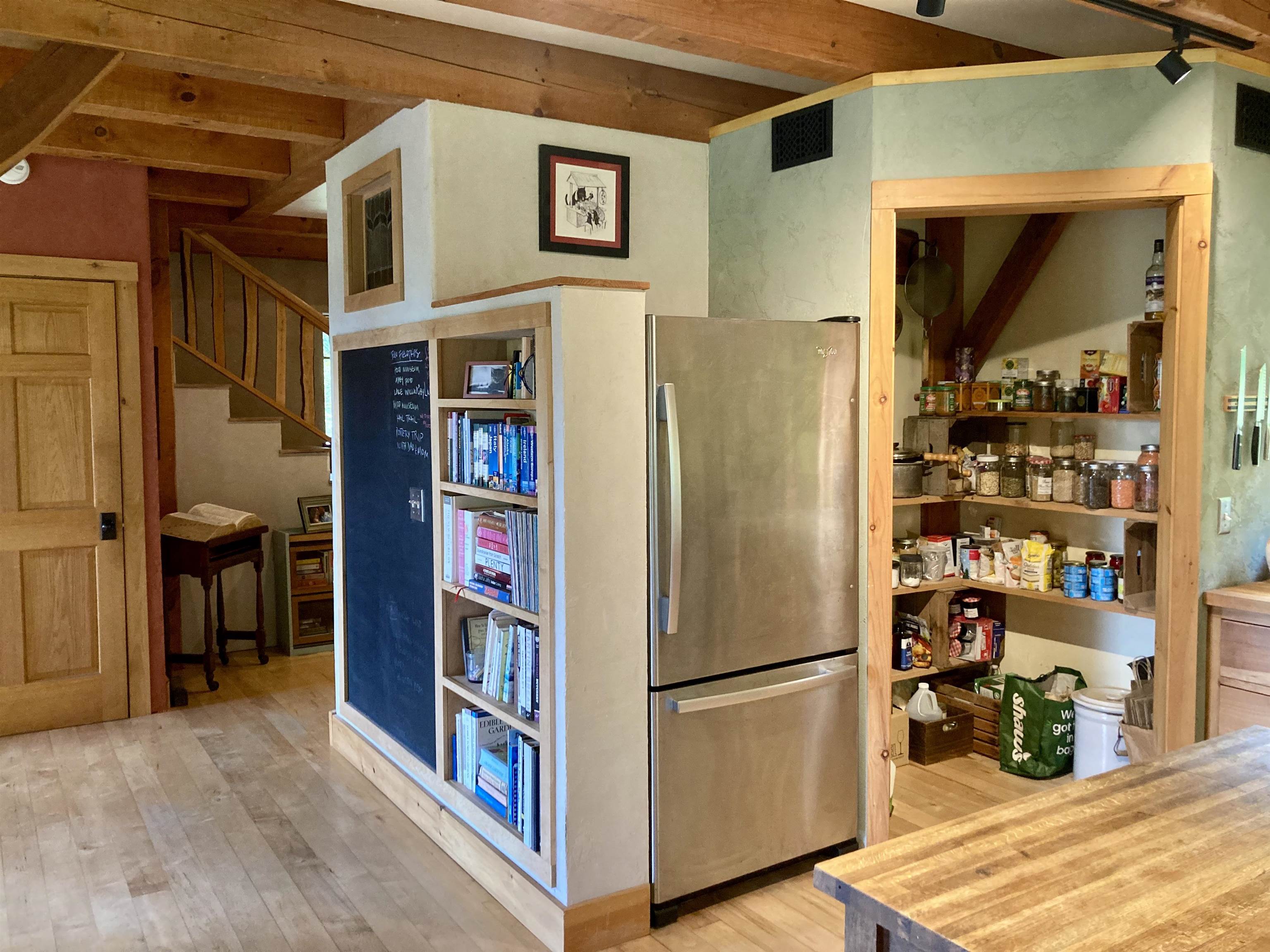 main property photo 8