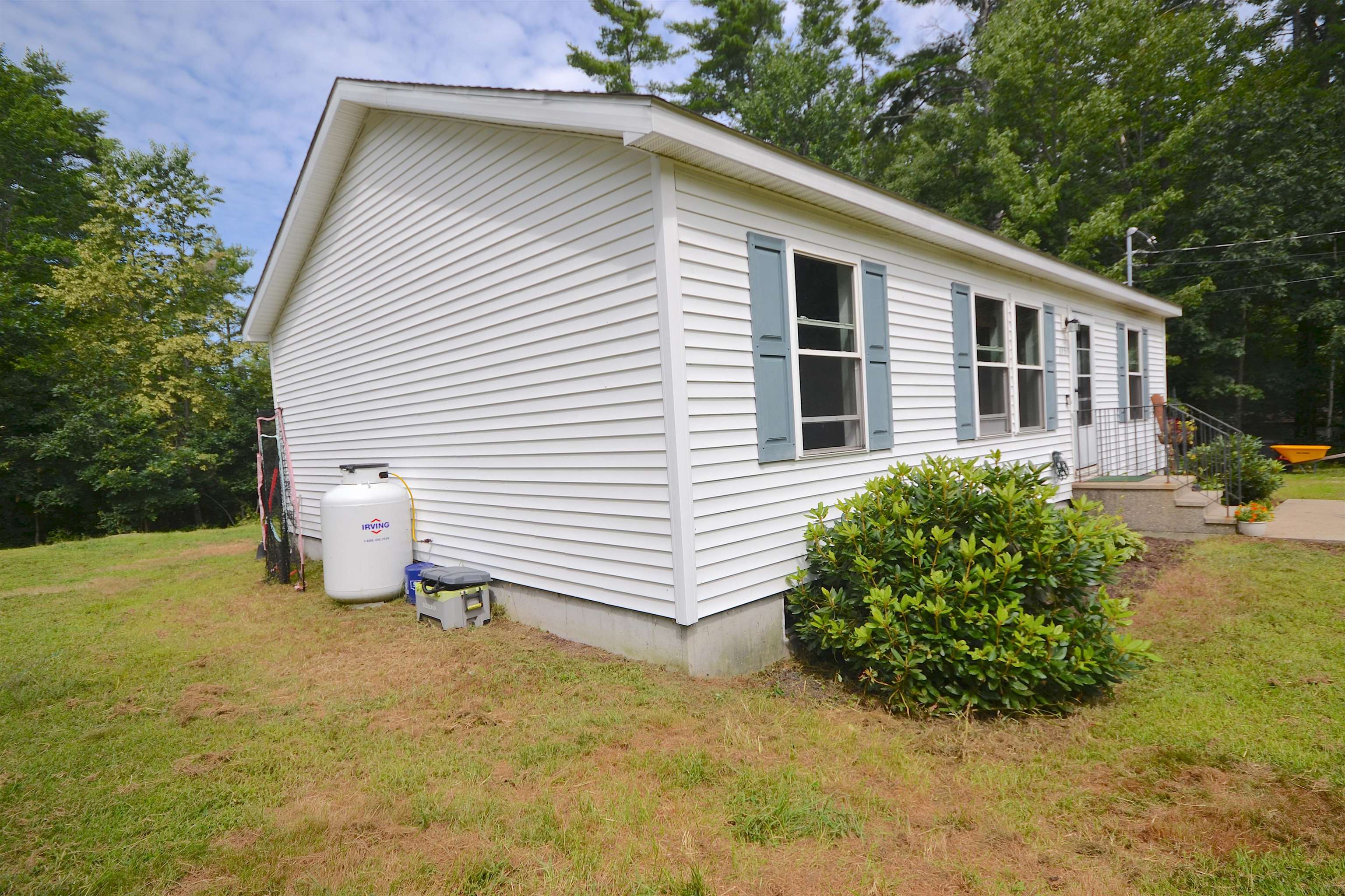 main property photo 46