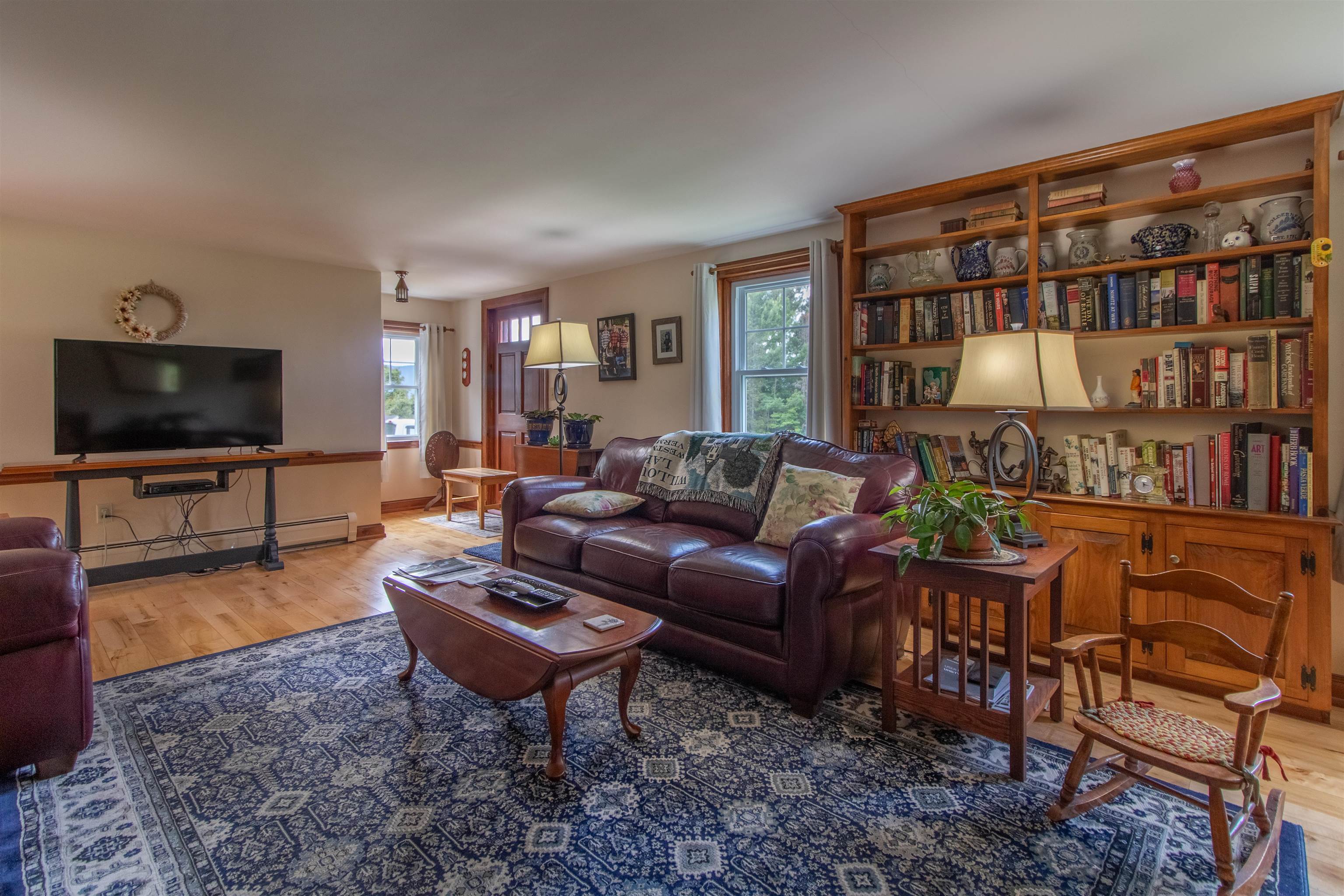 main property photo 16
