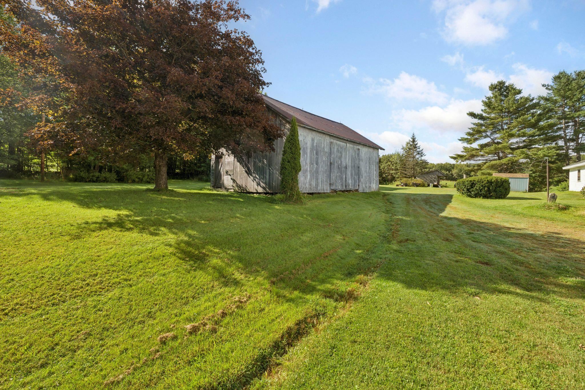 main property photo 35
