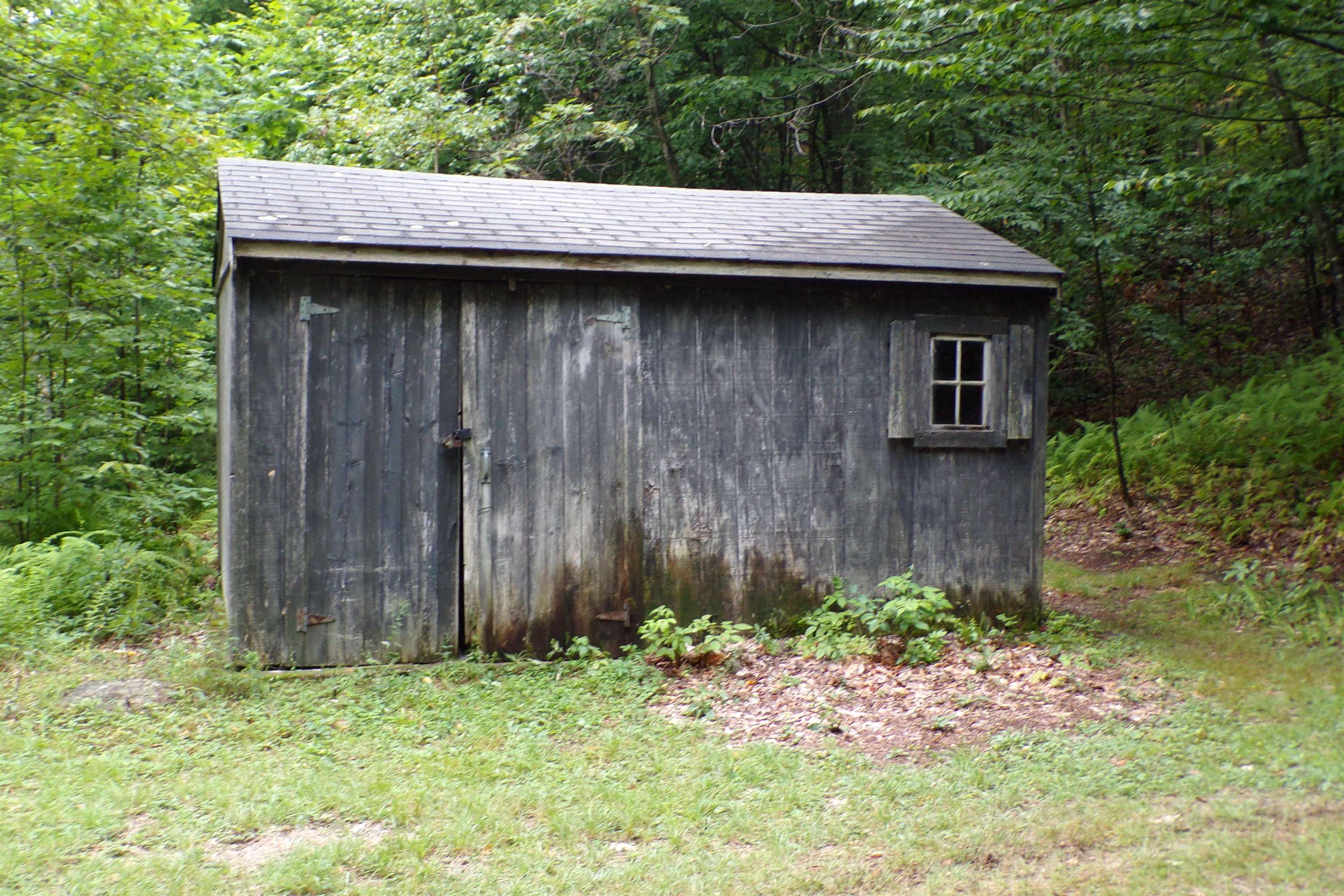 main property photo 32