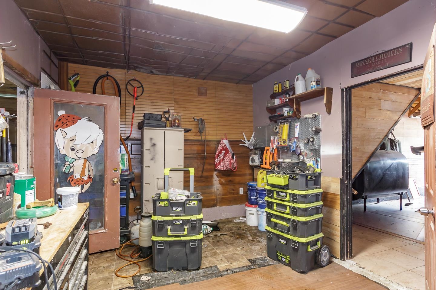 main property photo 13