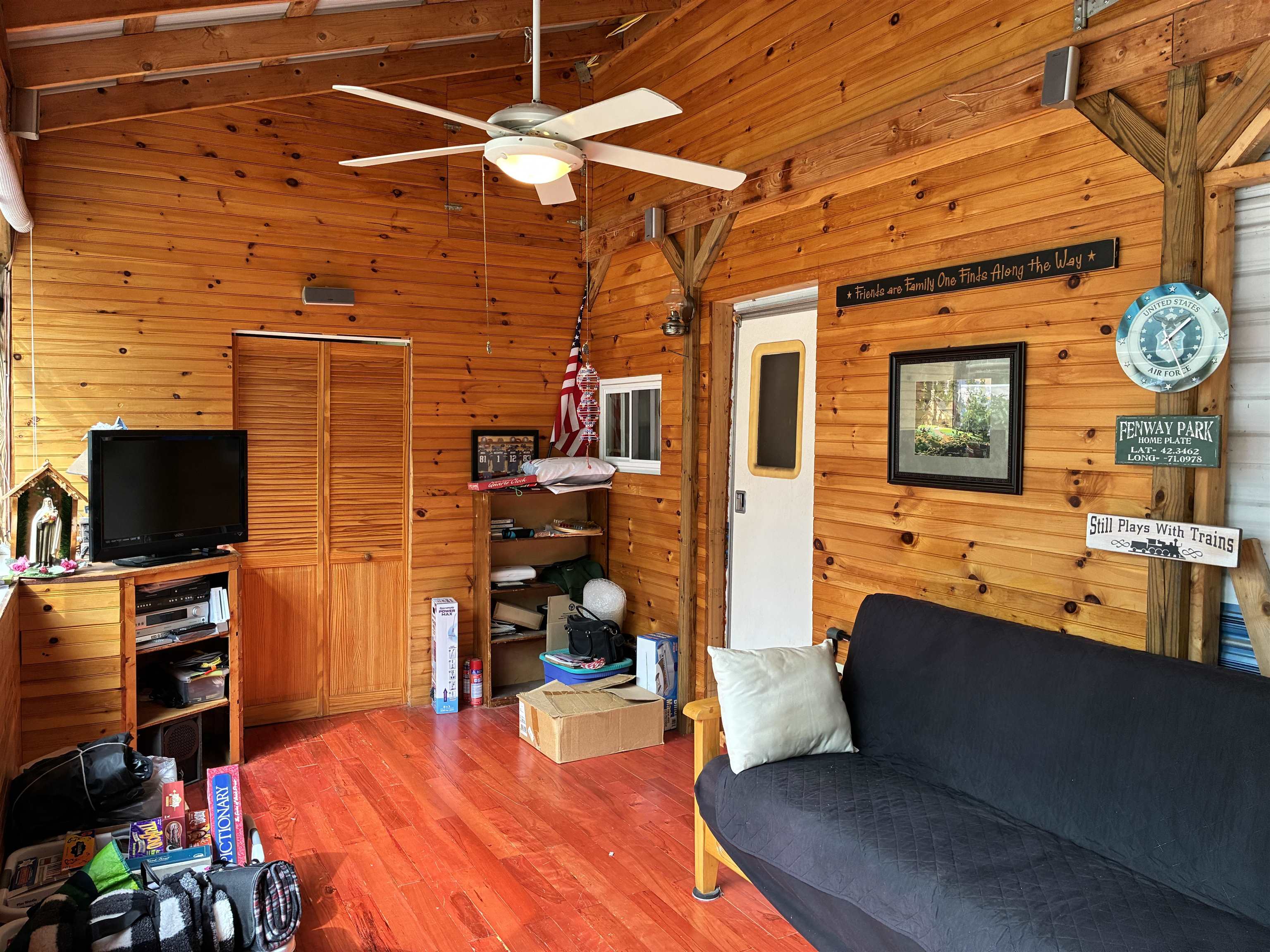 main property photo 4