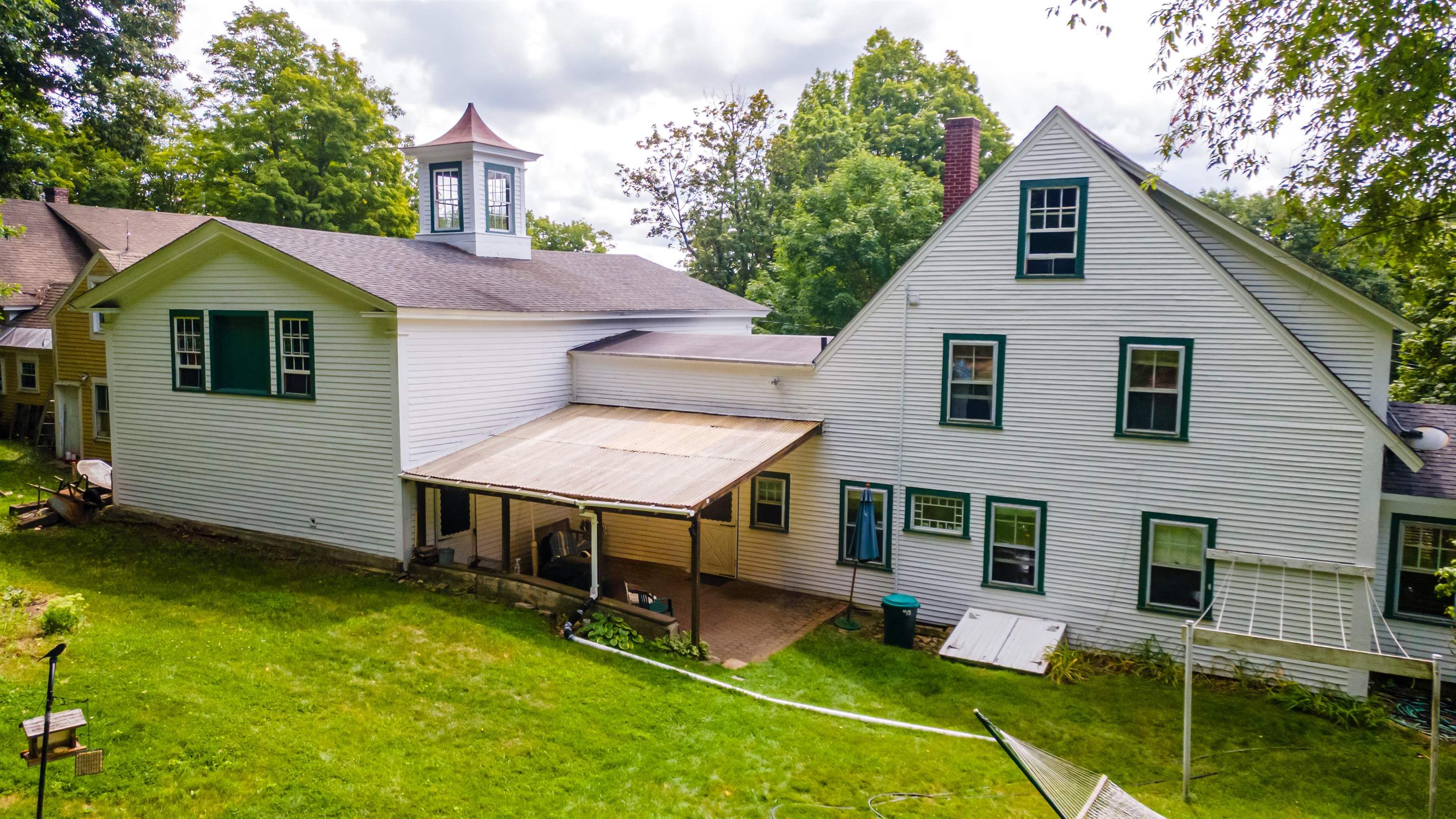 main property photo 27