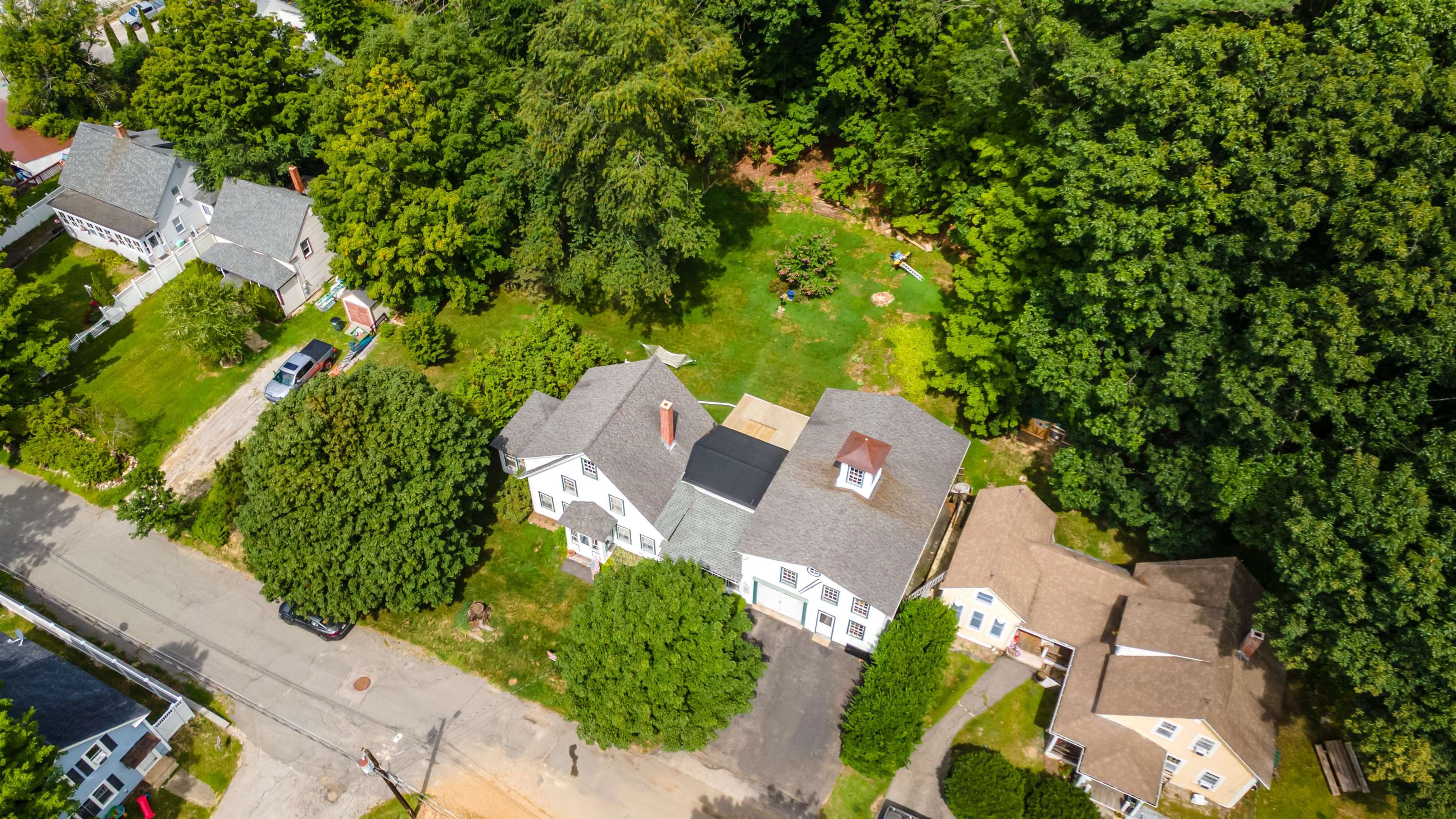 main property photo 31