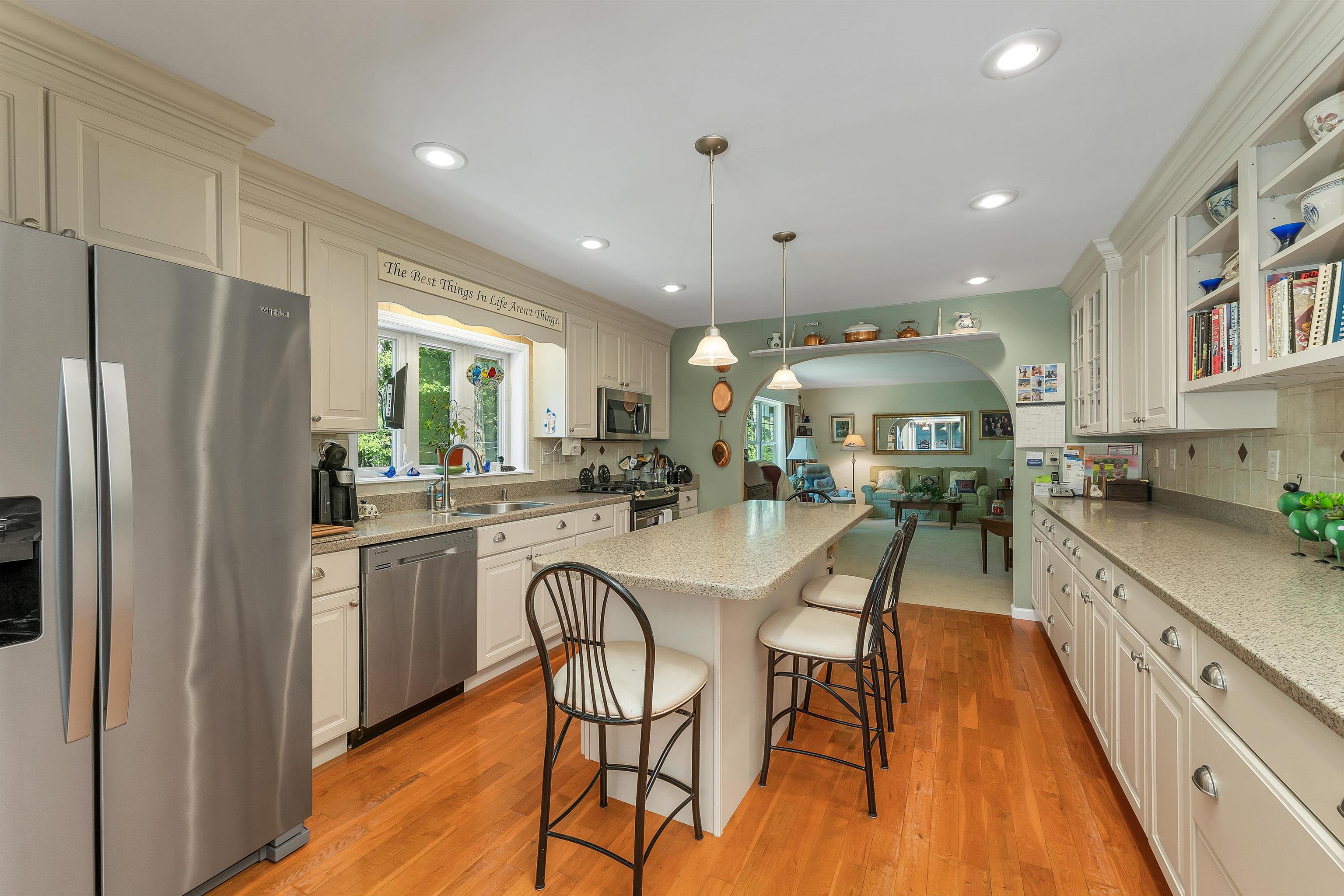 main property photo 11