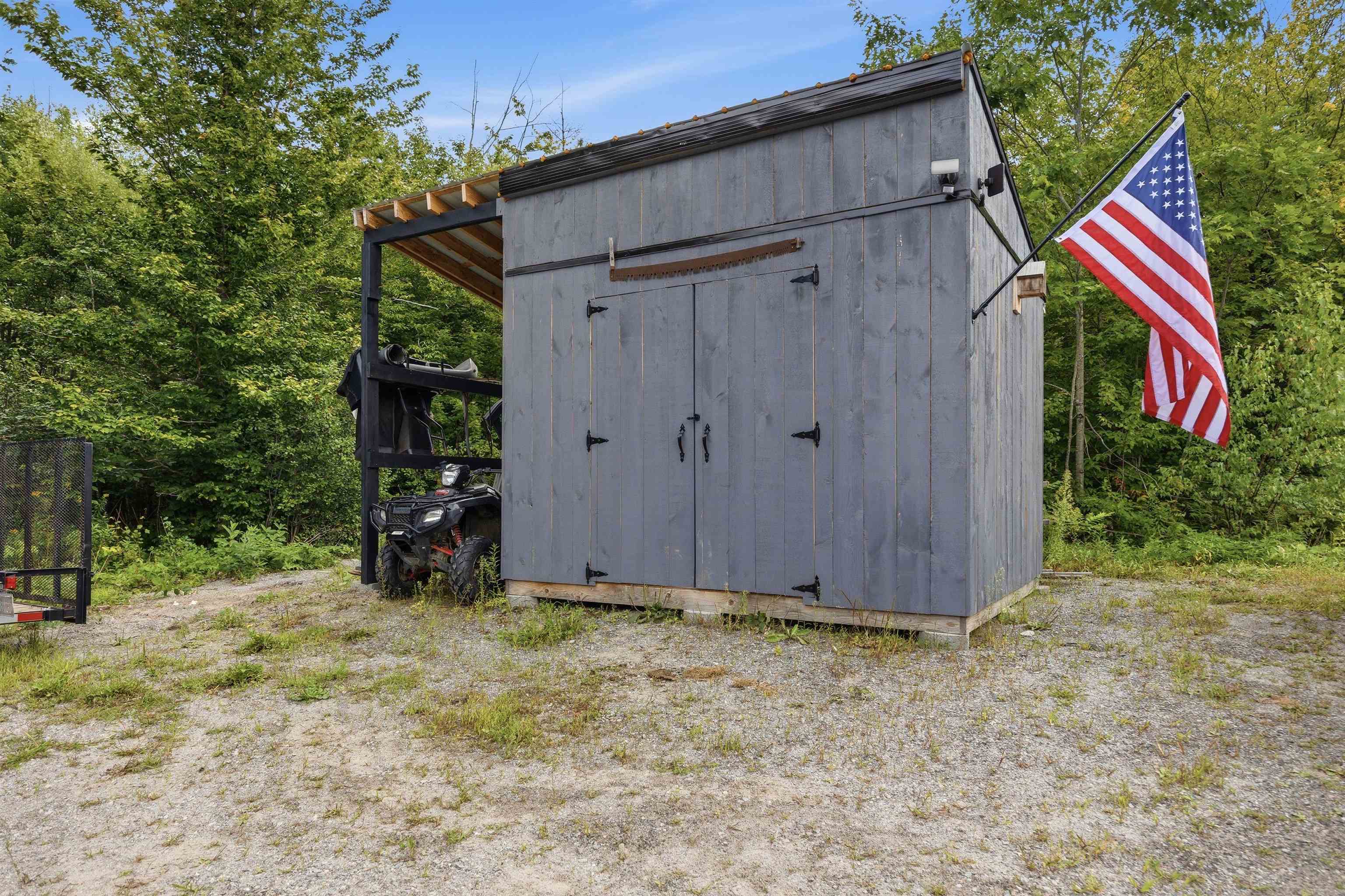main property photo 18