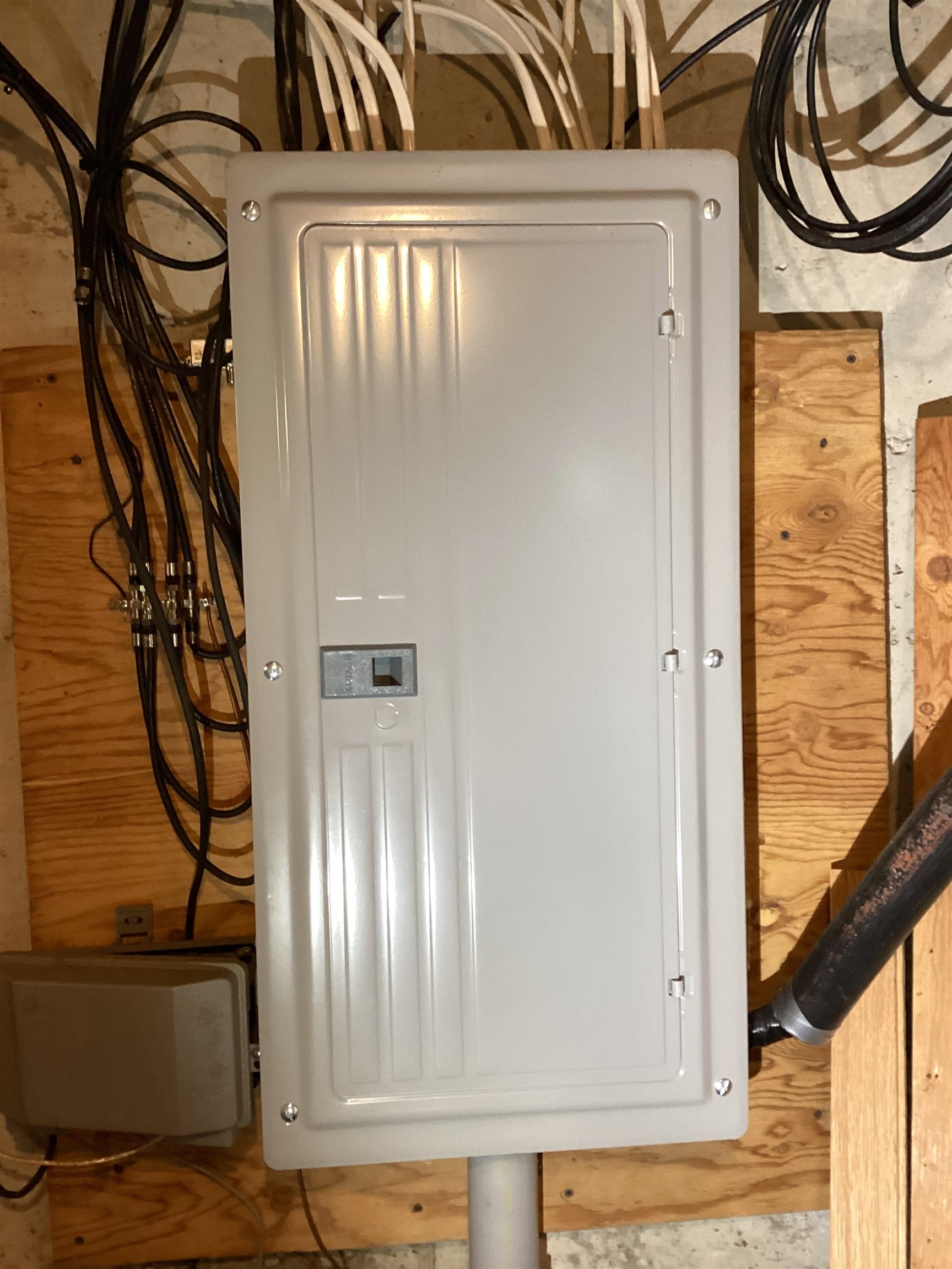 main property photo 32