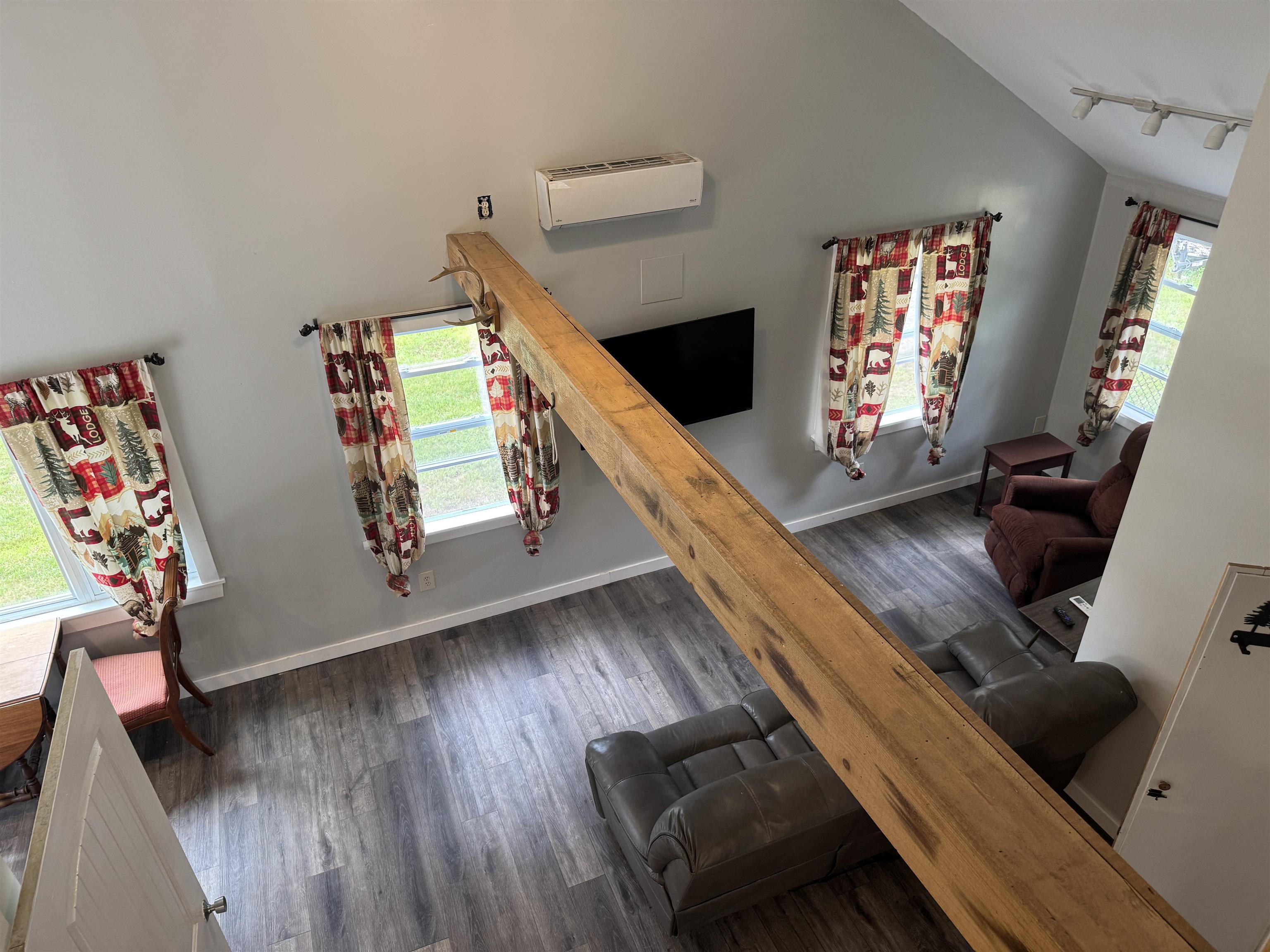 main property photo 24