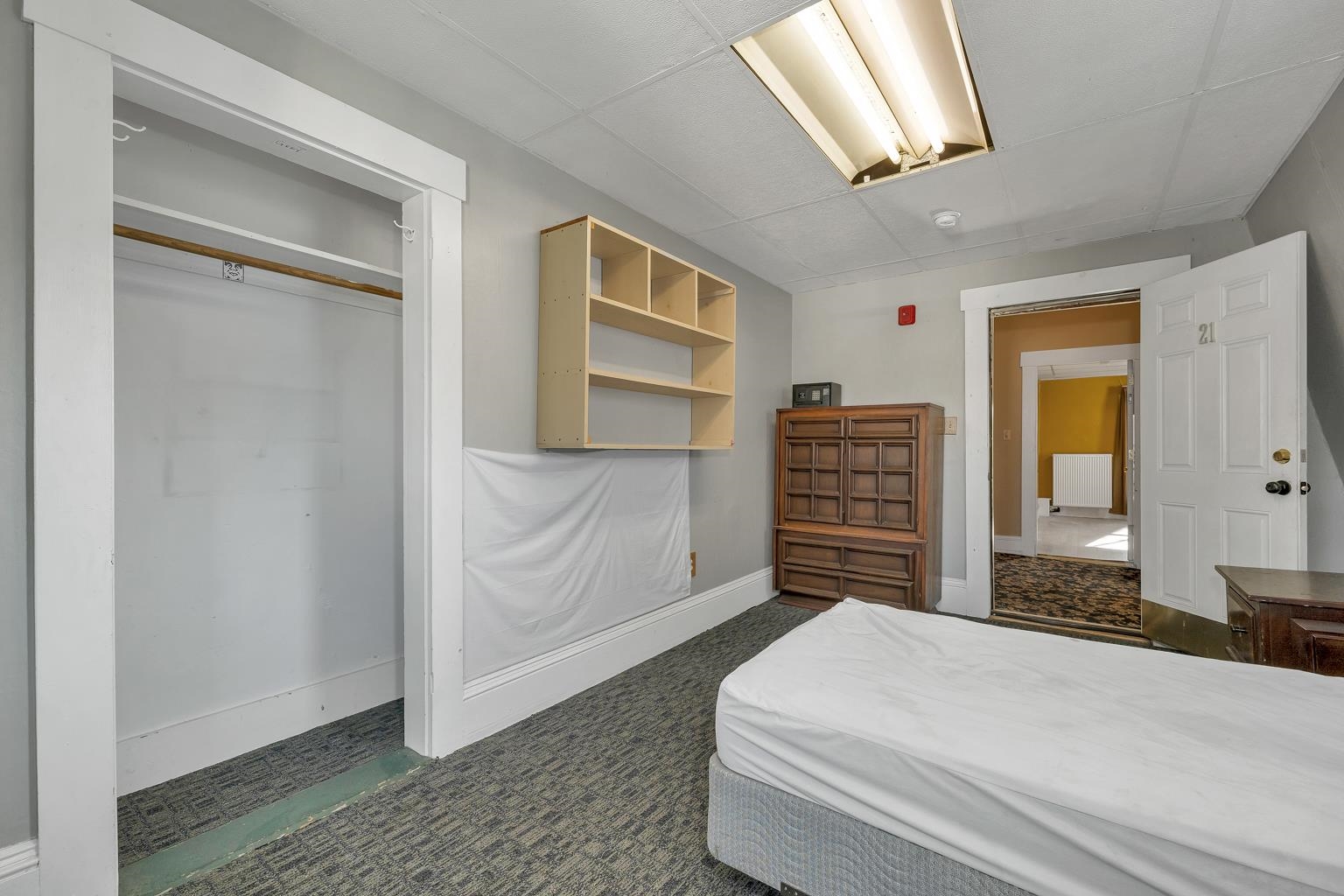main property photo 18
