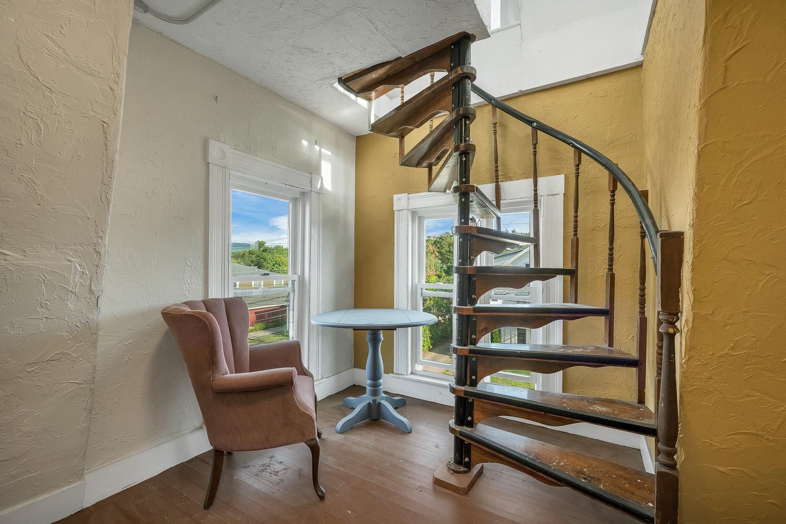 main property photo 22