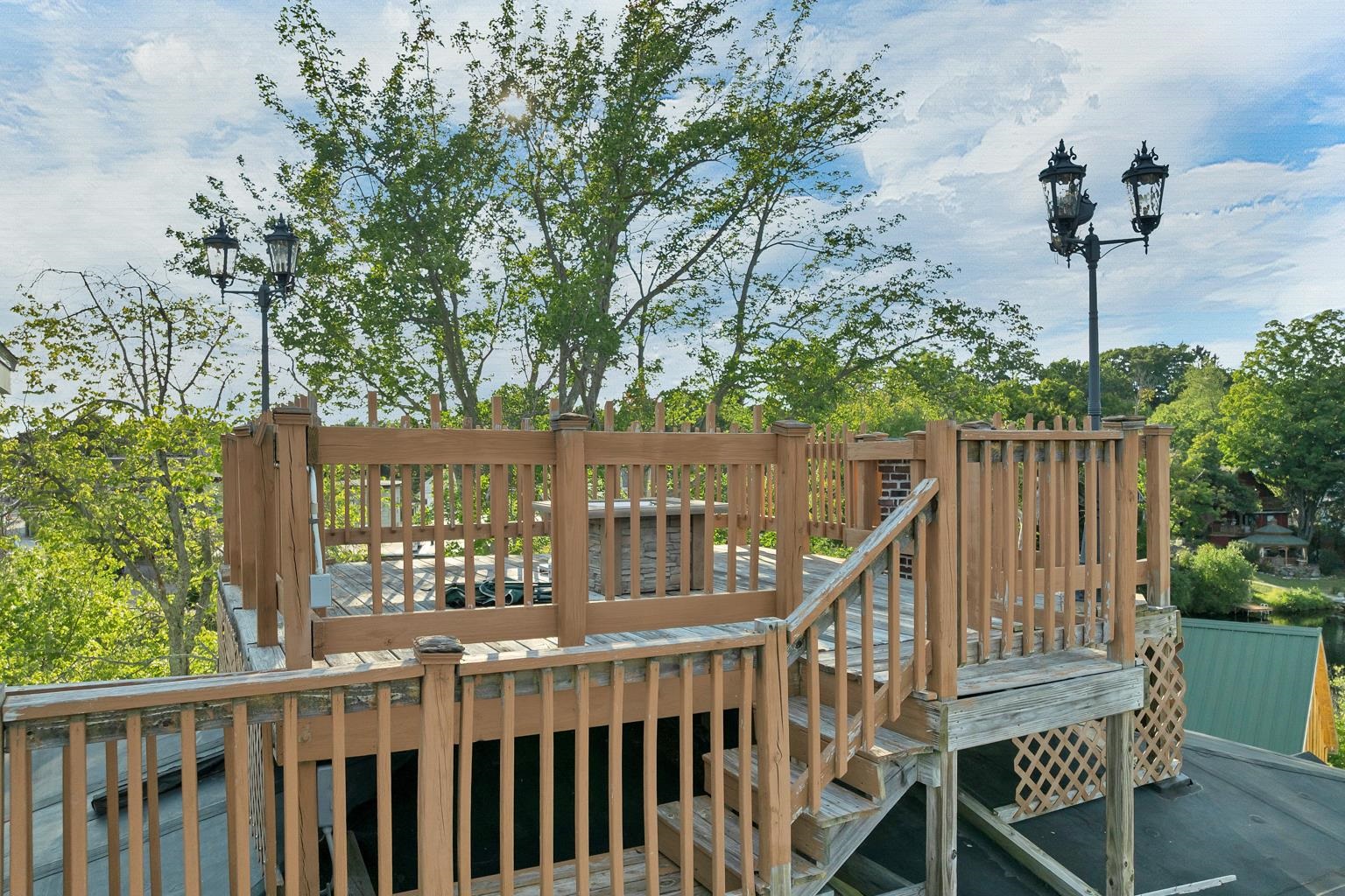 main property photo 45