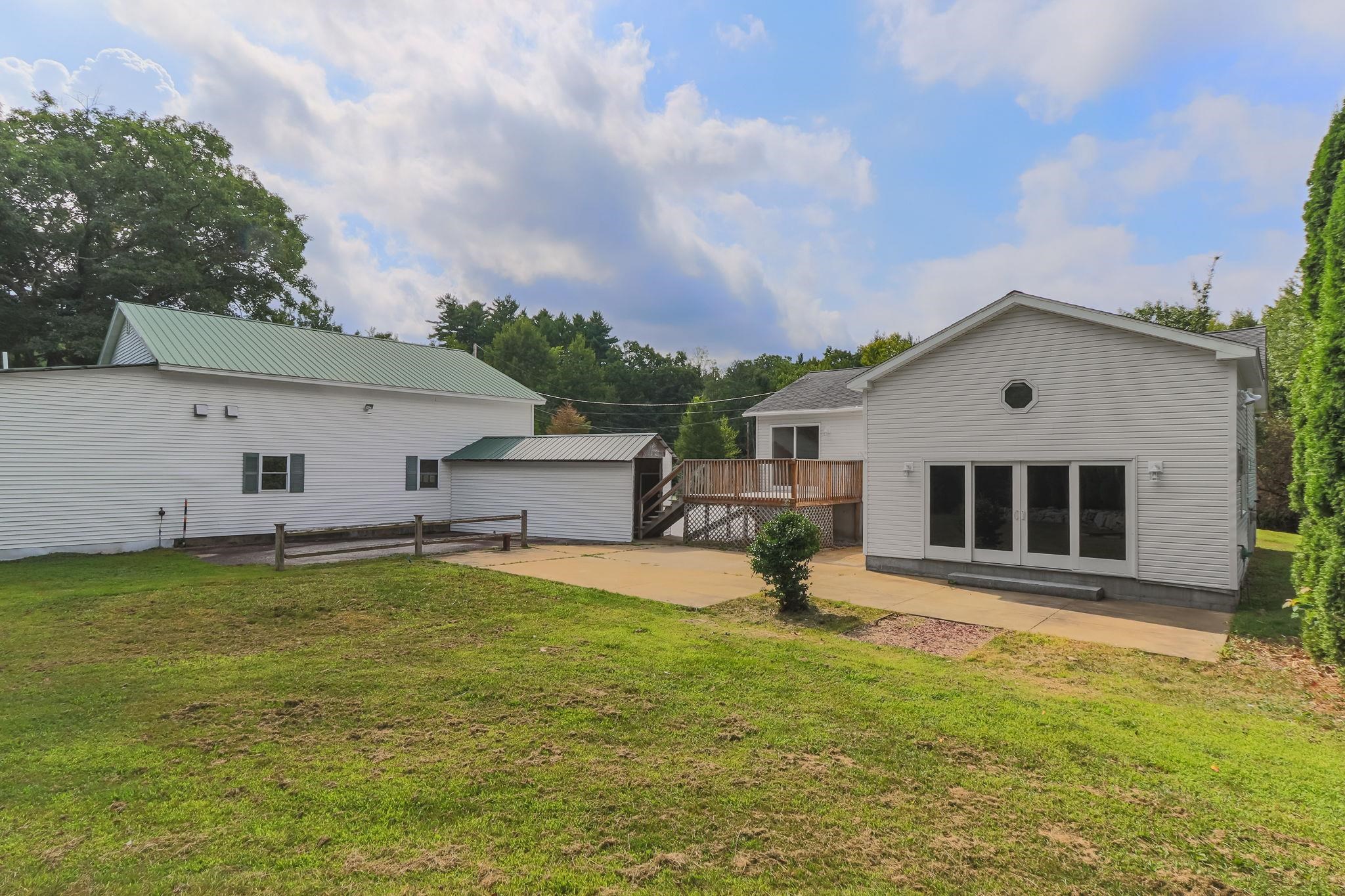 main property photo 10