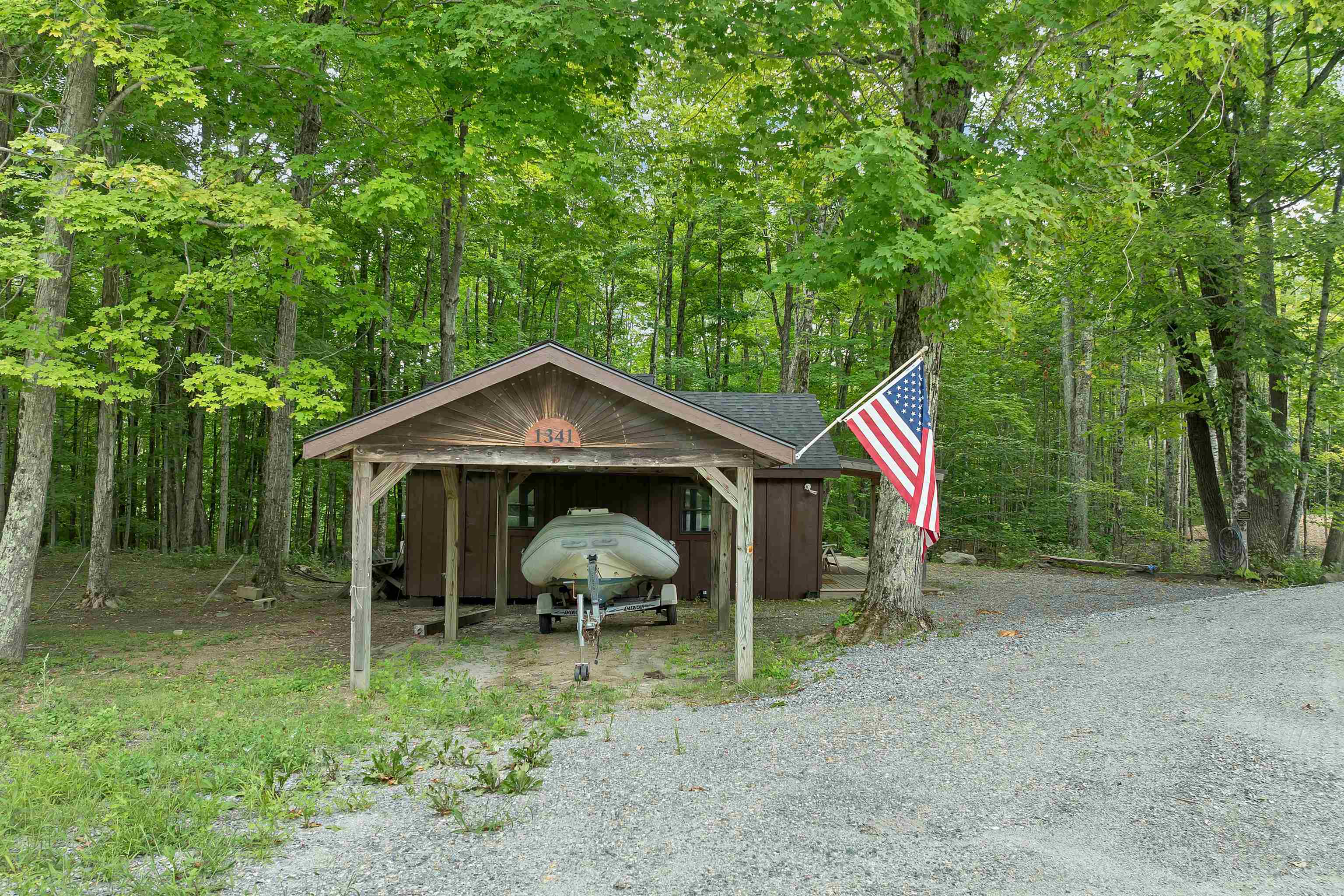 main property photo 50