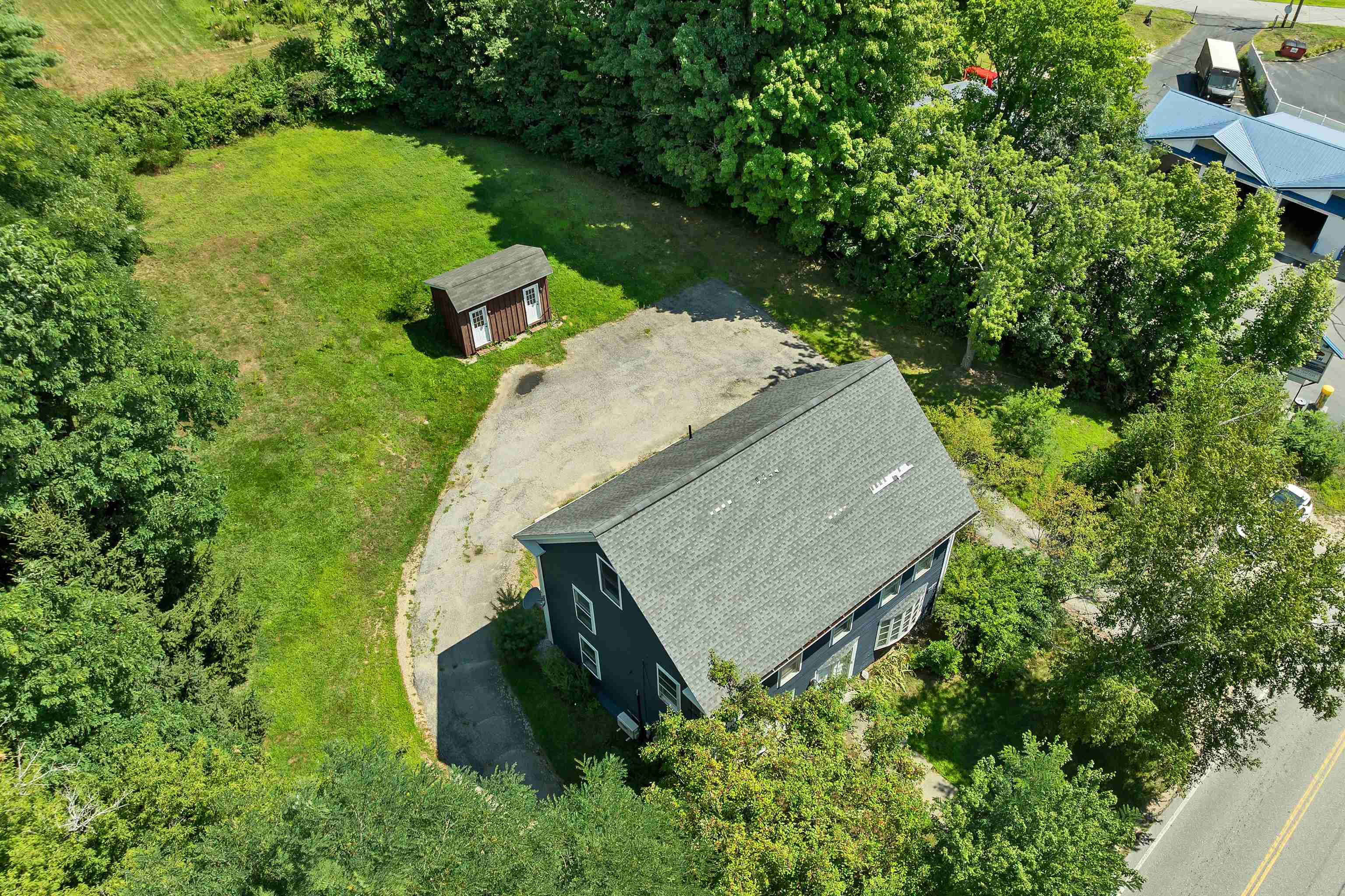 main property photo 17