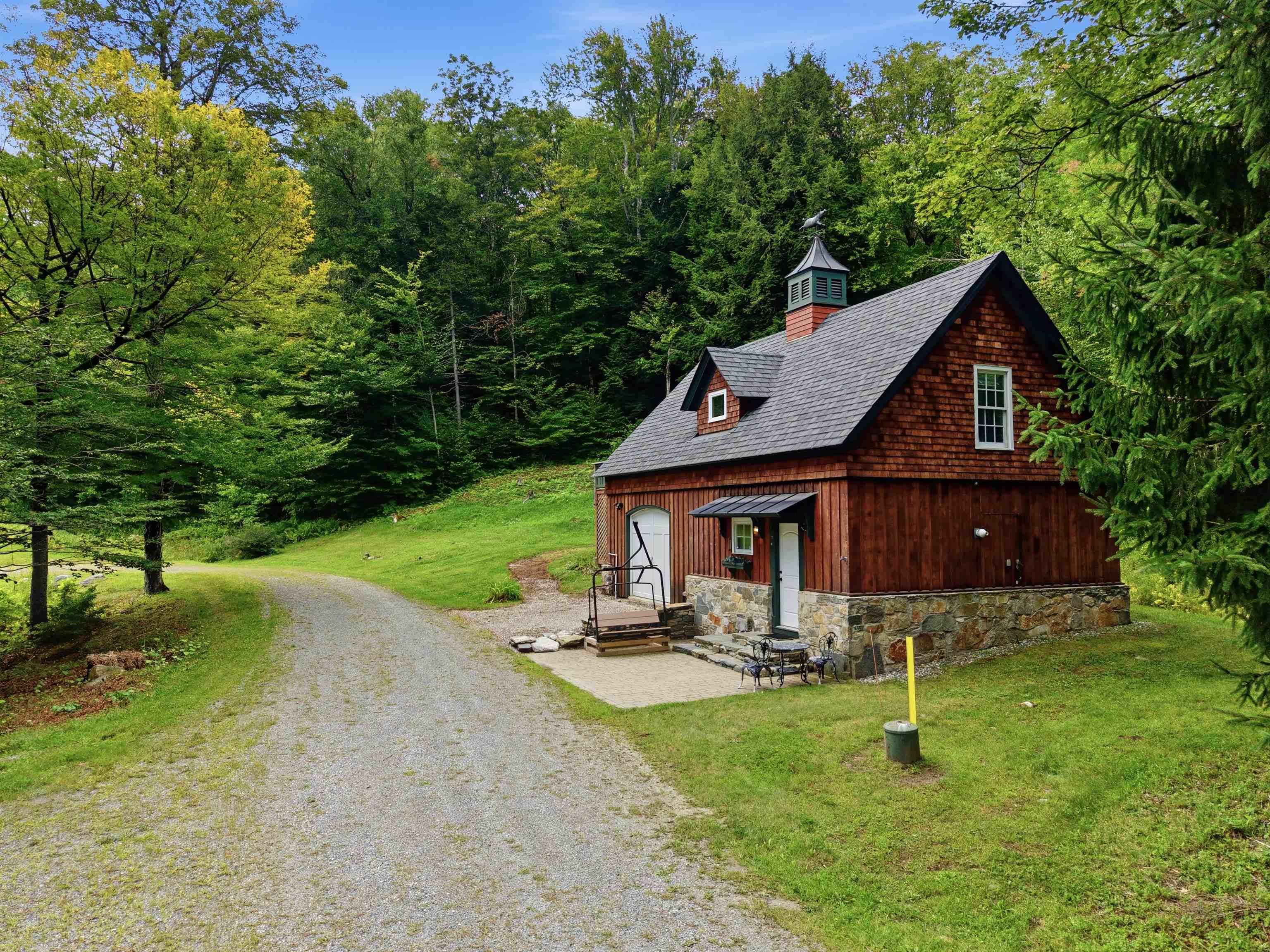 main property photo 22