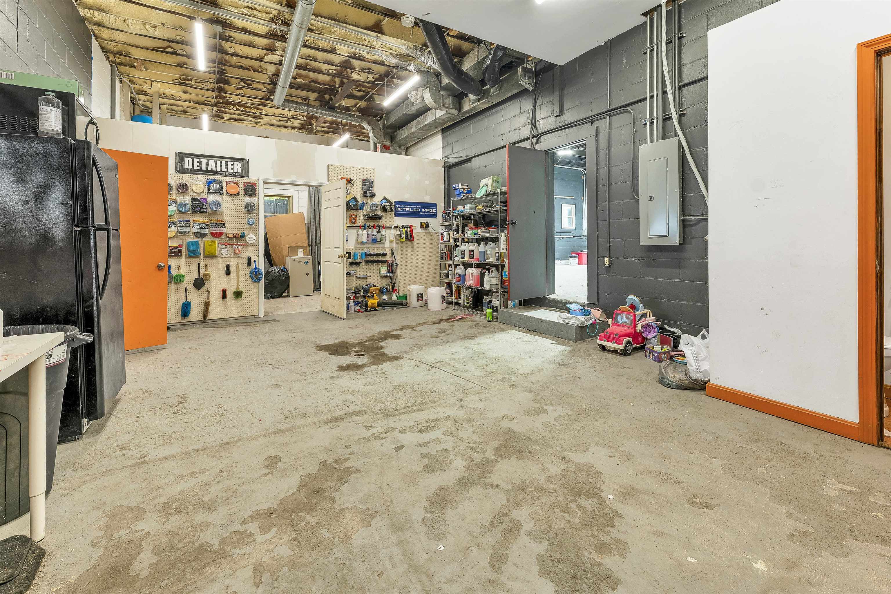 main property photo 18