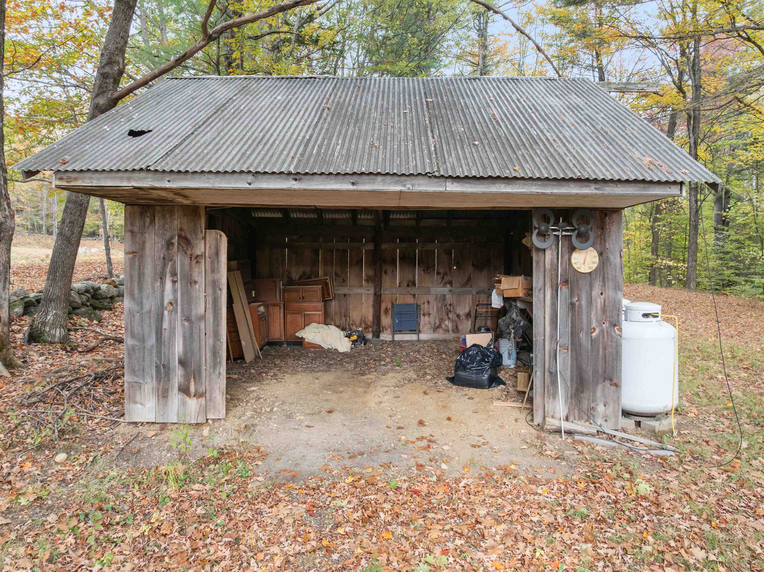 main property photo 19