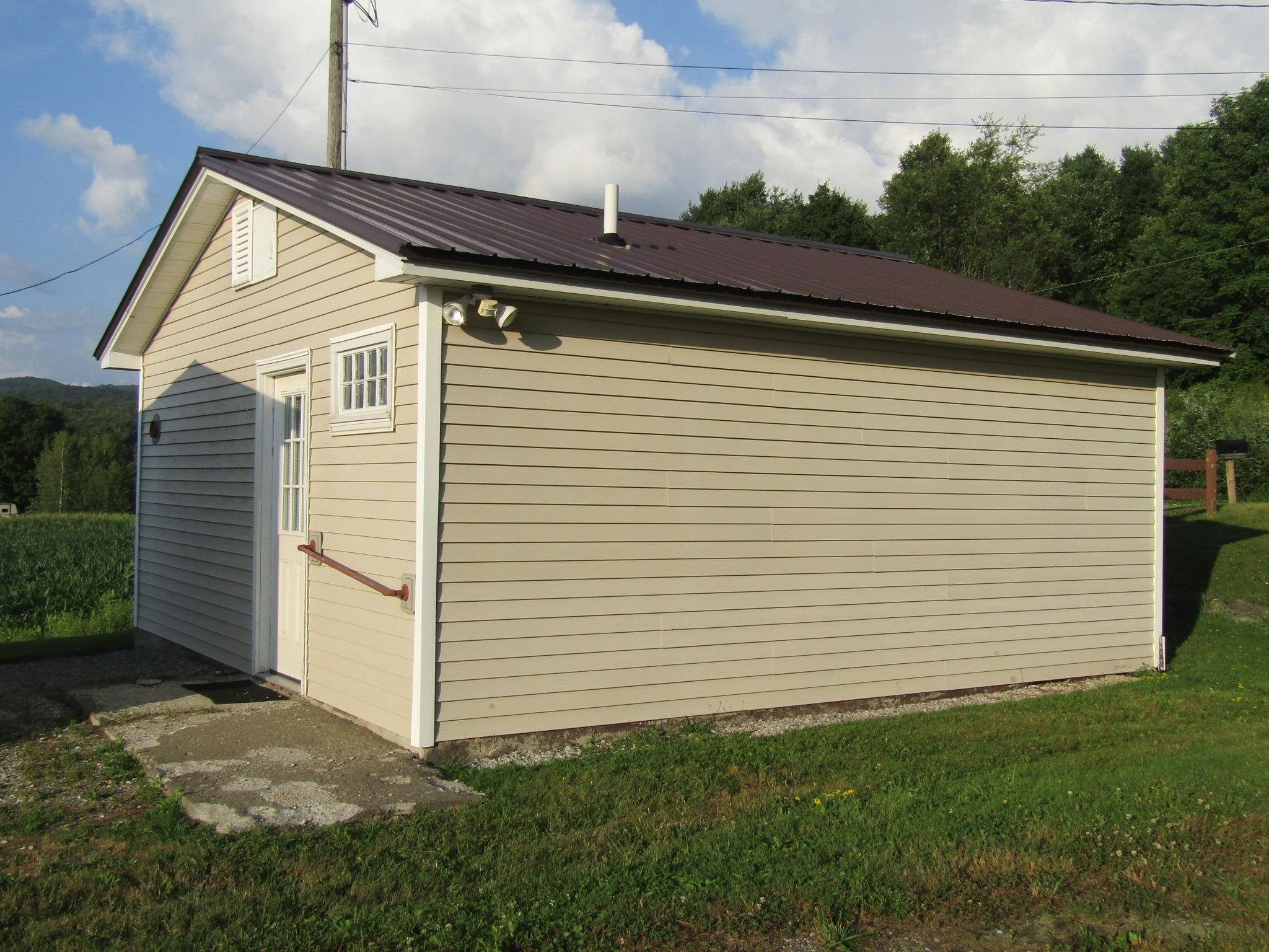 main property photo 35