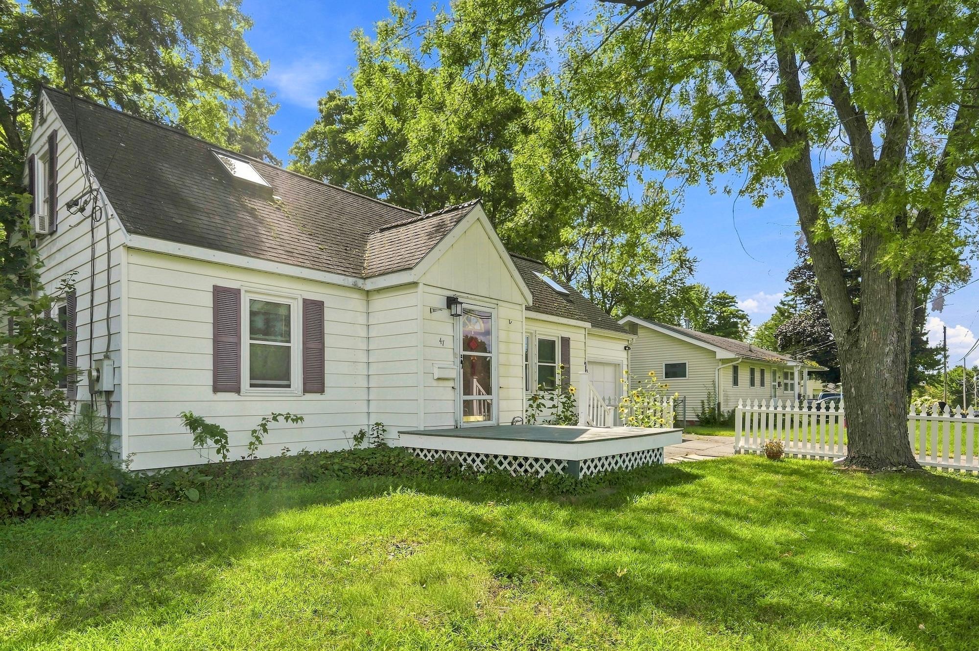 main property photo 45