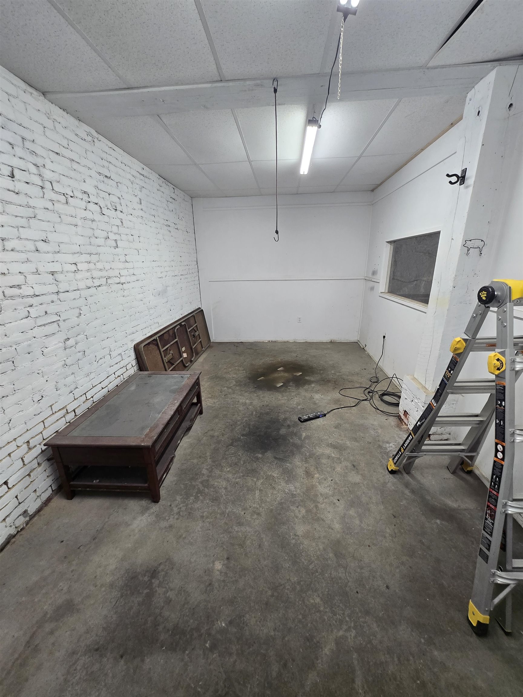 main property photo 50