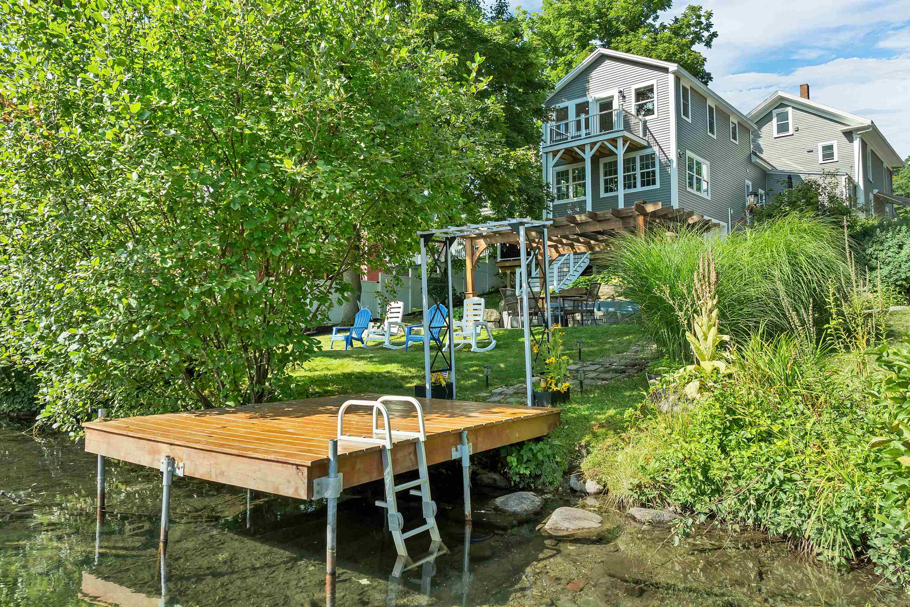 main property photo 11