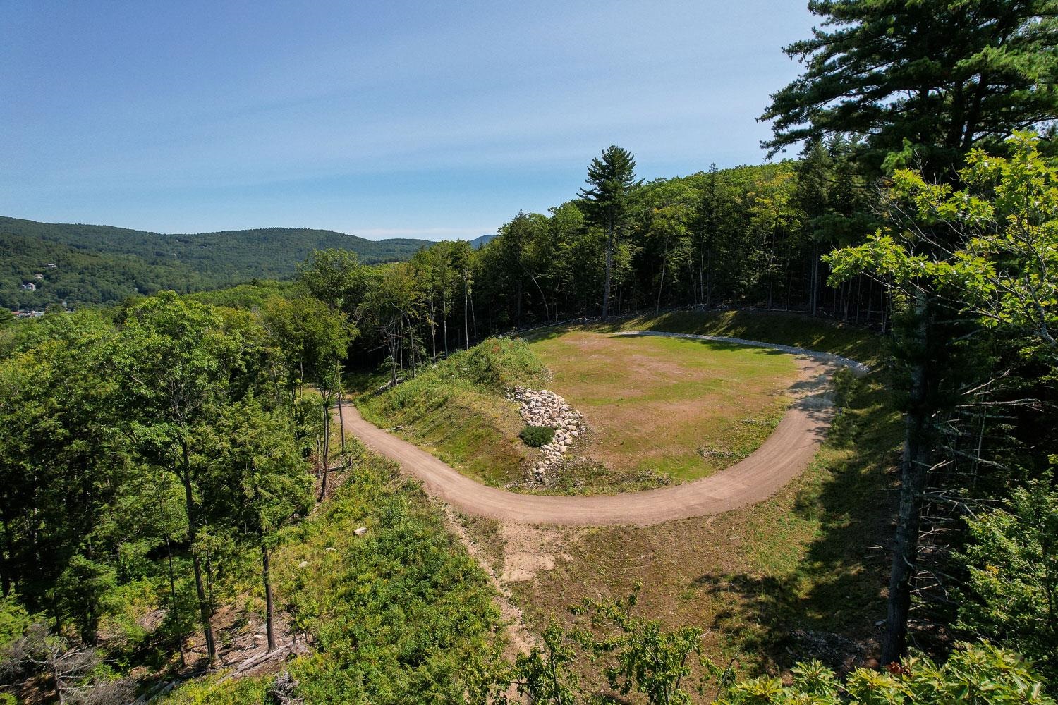 main property photo 30