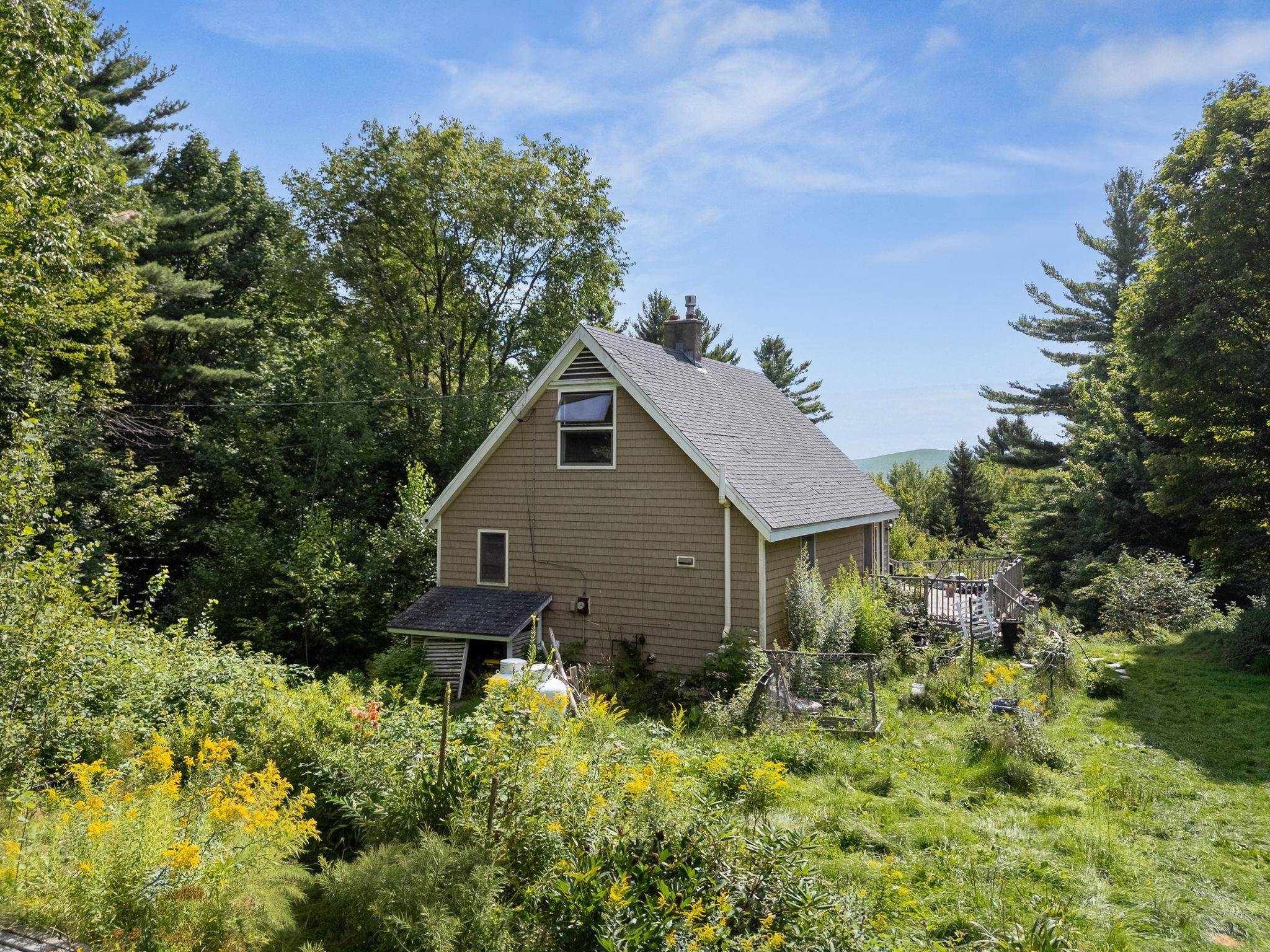 main property photo 33