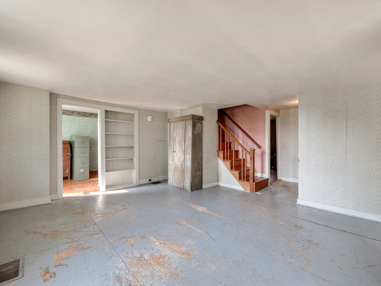 main property photo 17