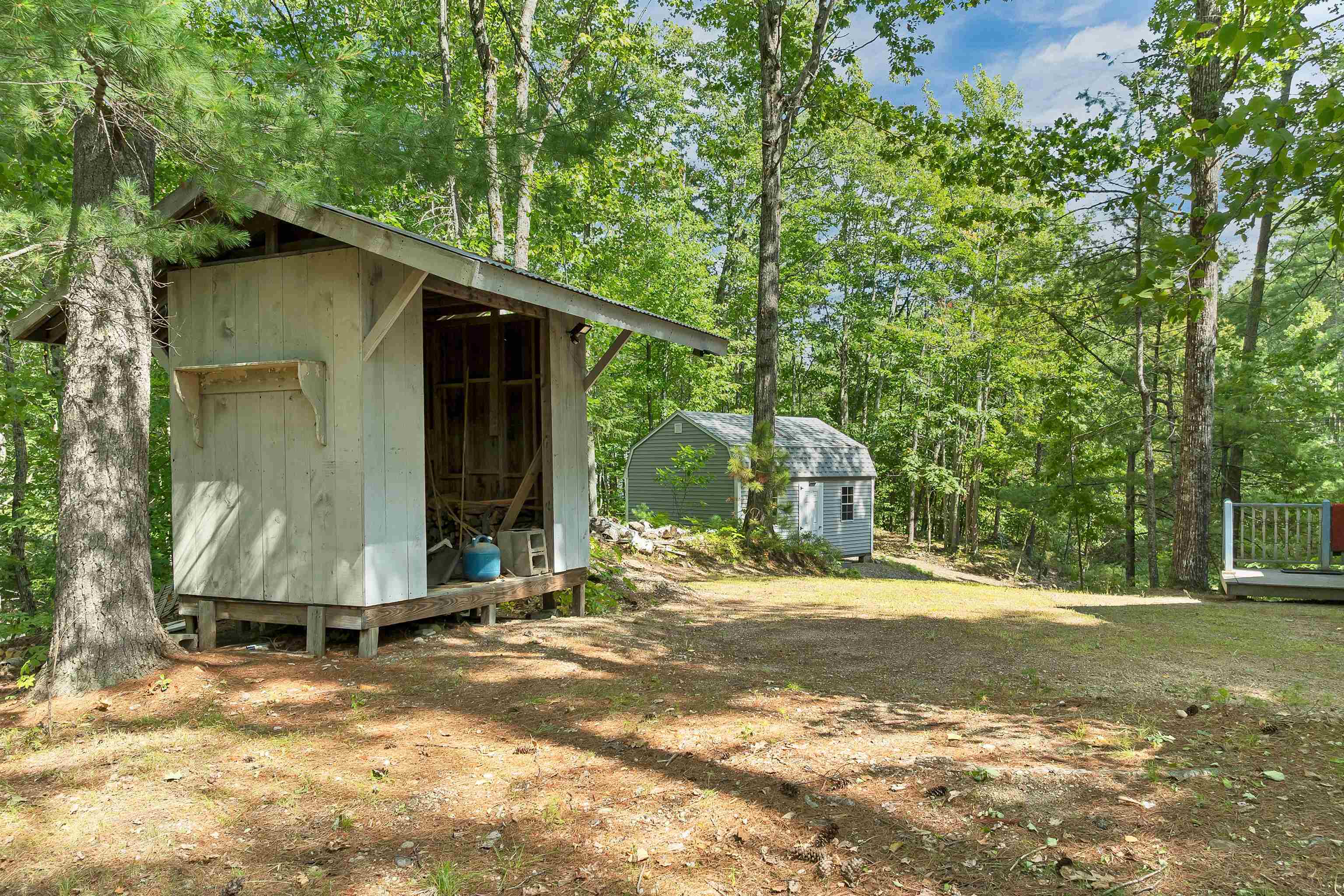 main property photo 32