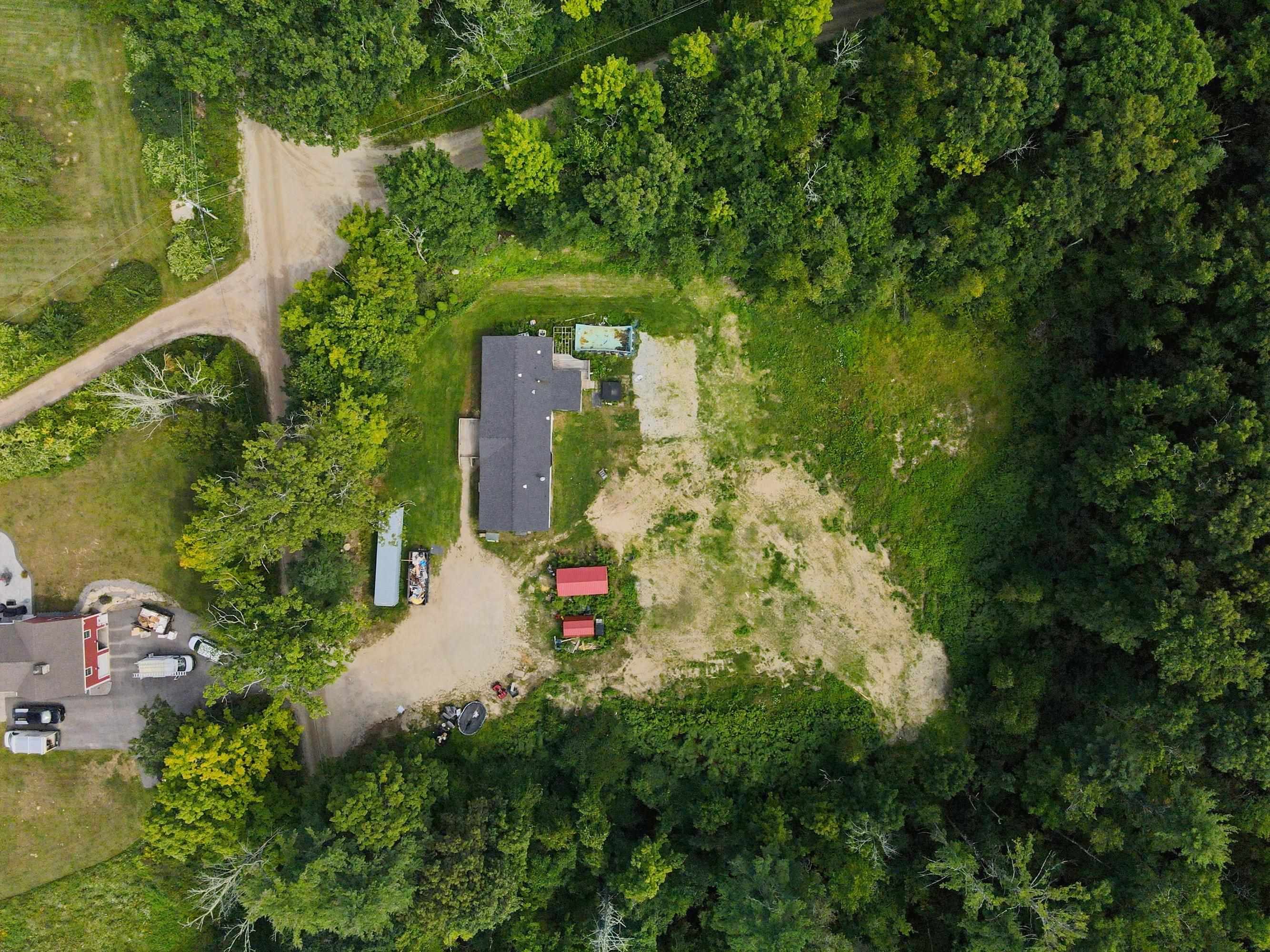 main property photo 37
