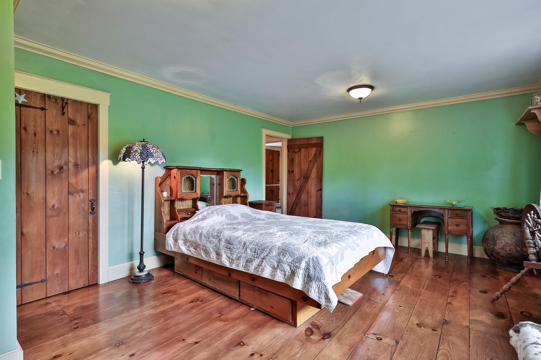 main property photo 20