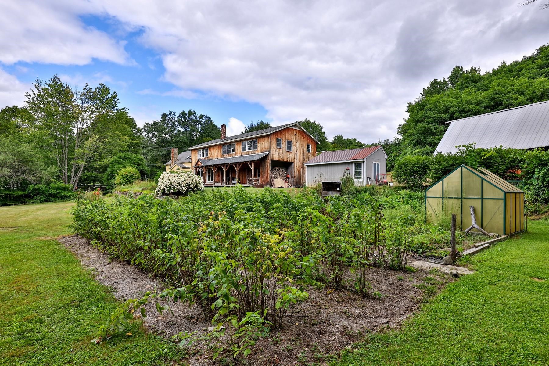 main property photo 28