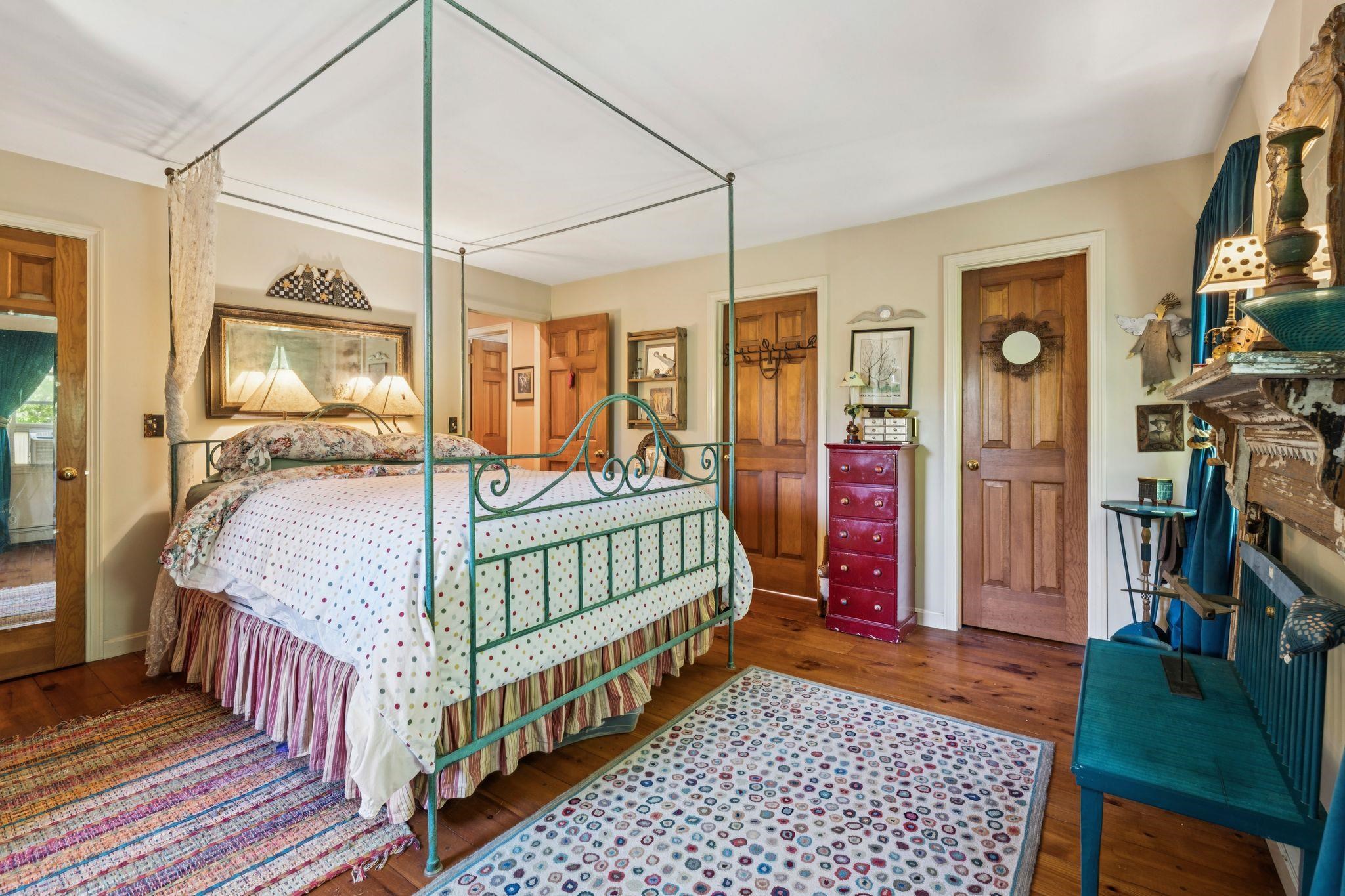 main property photo 23