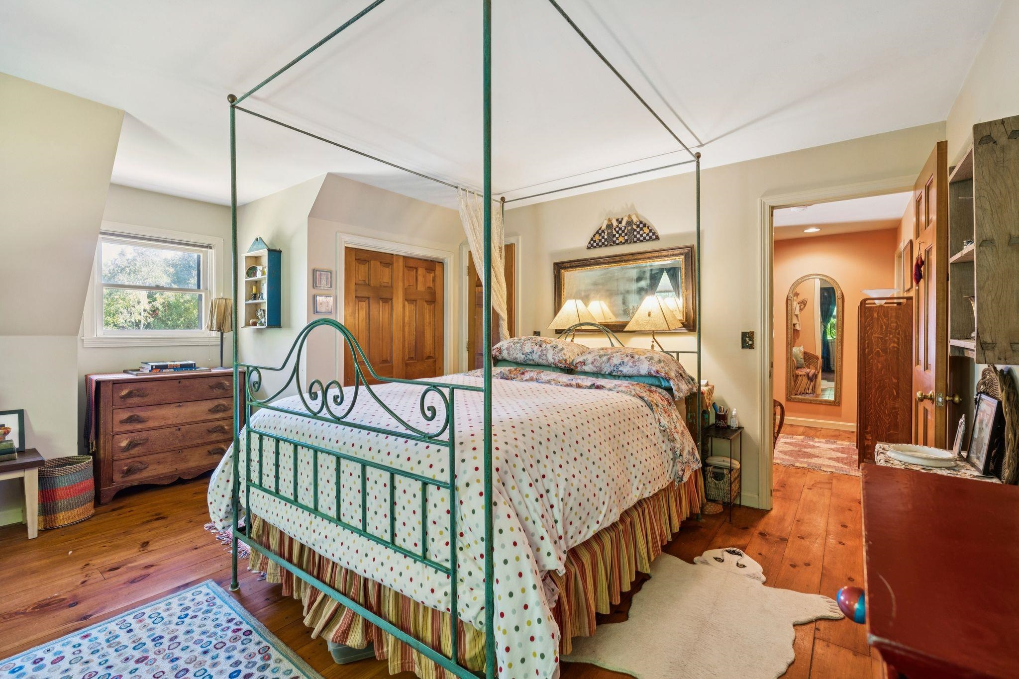 main property photo 25