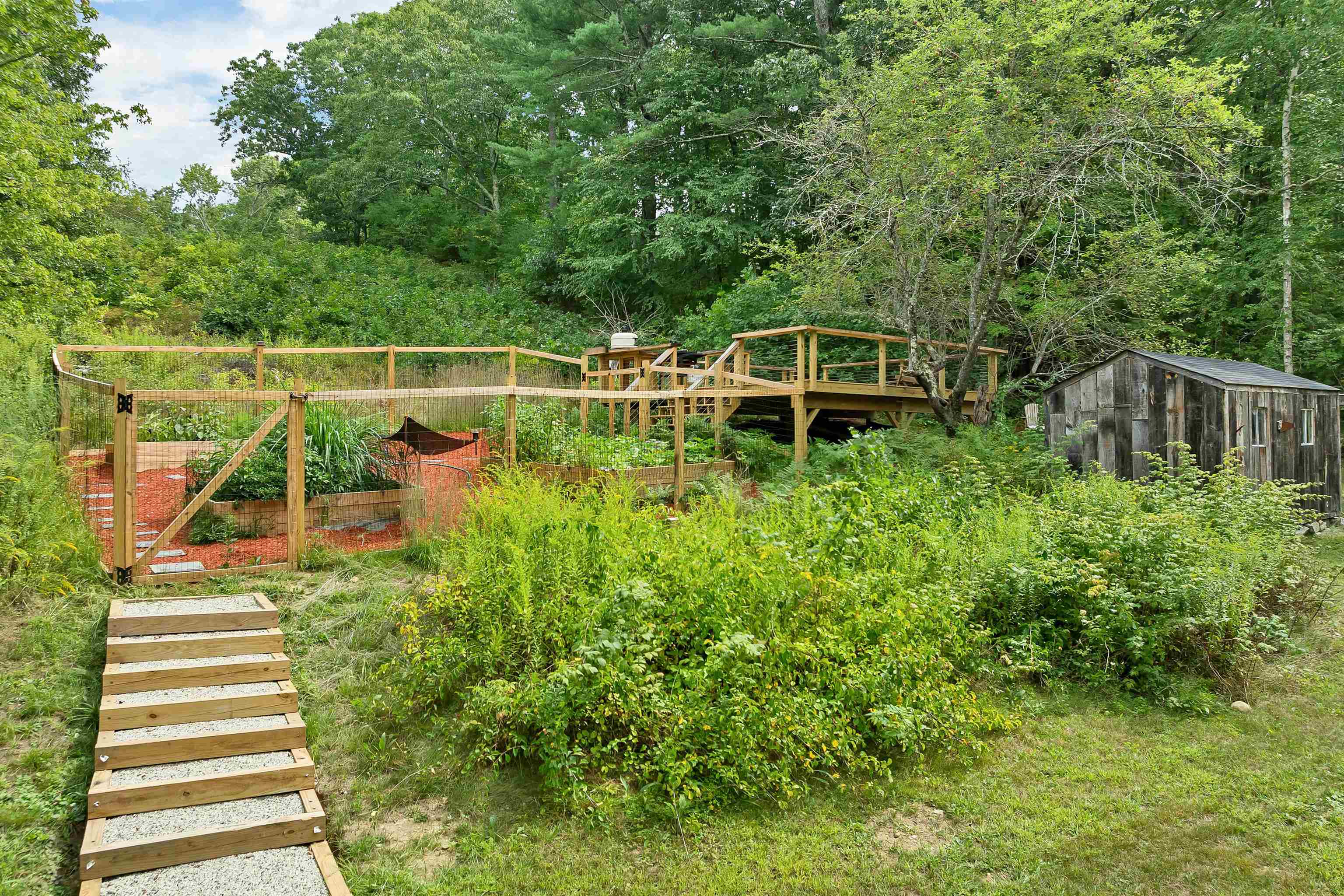 main property photo 43