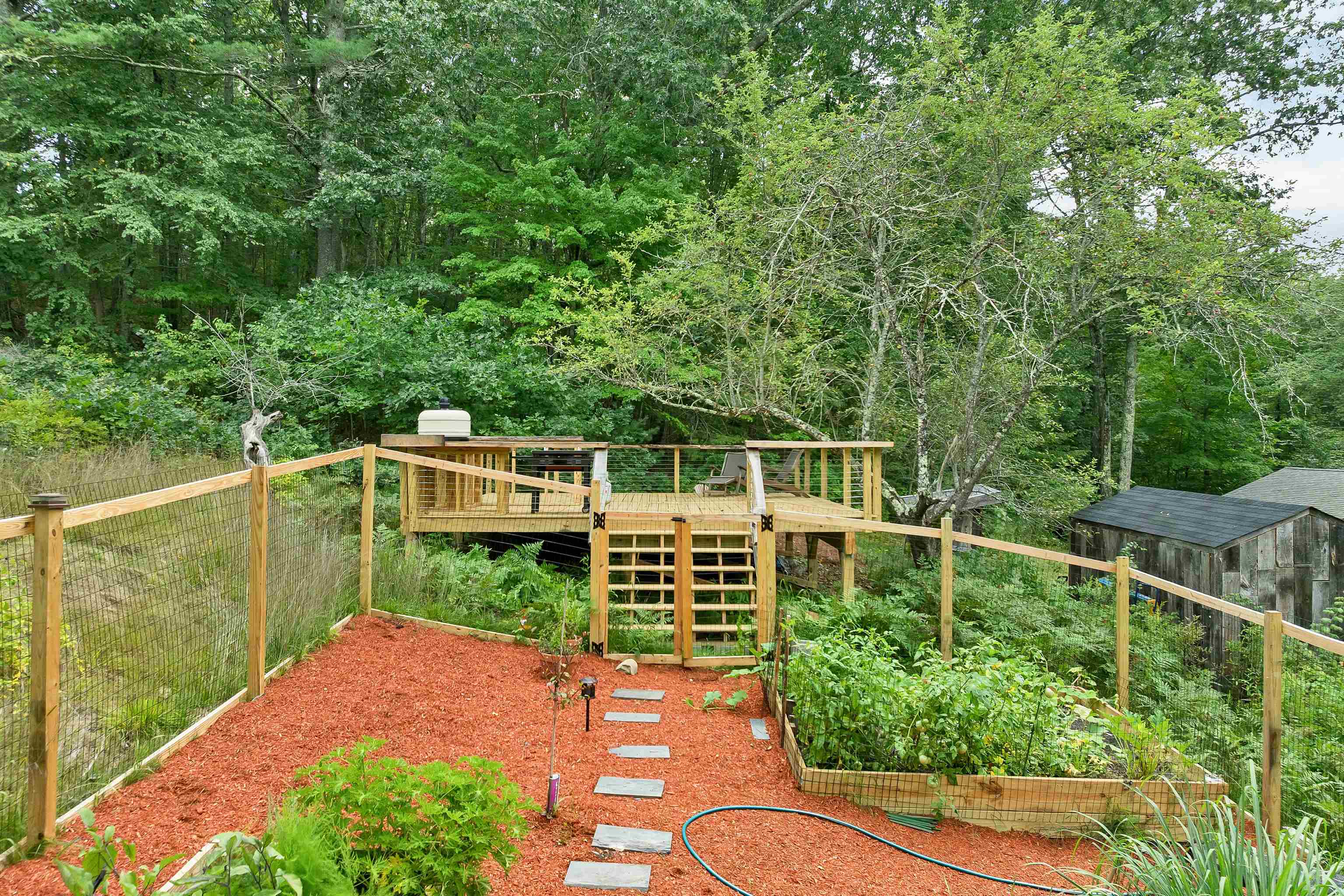 main property photo 47