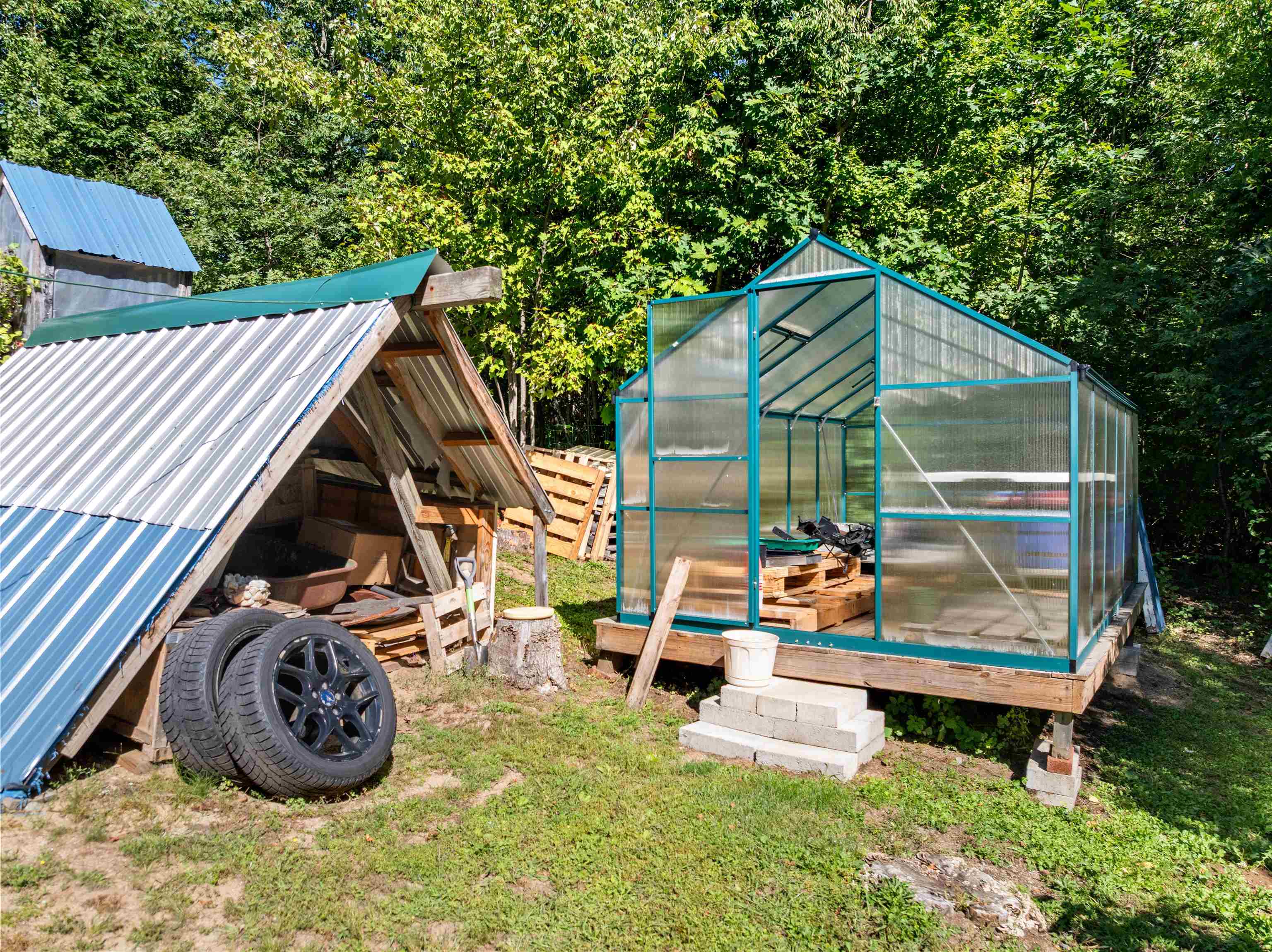 main property photo 31