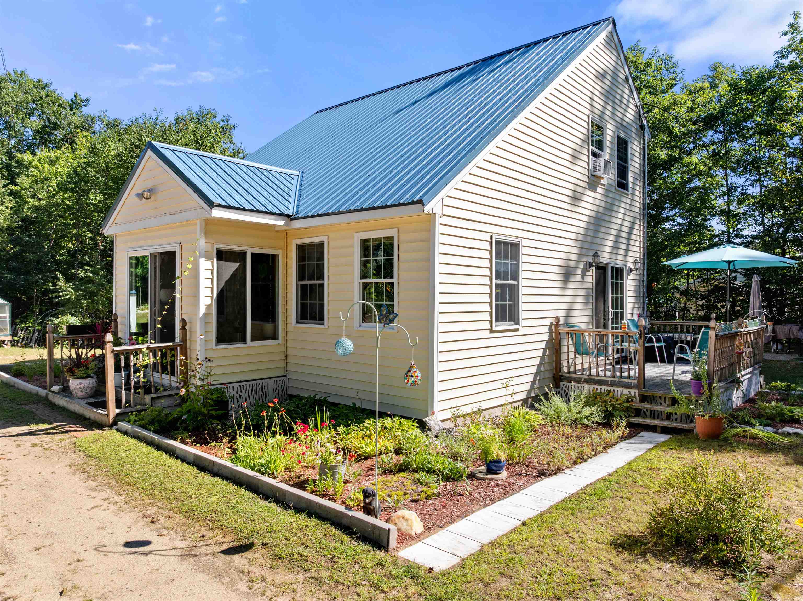 main property photo 38